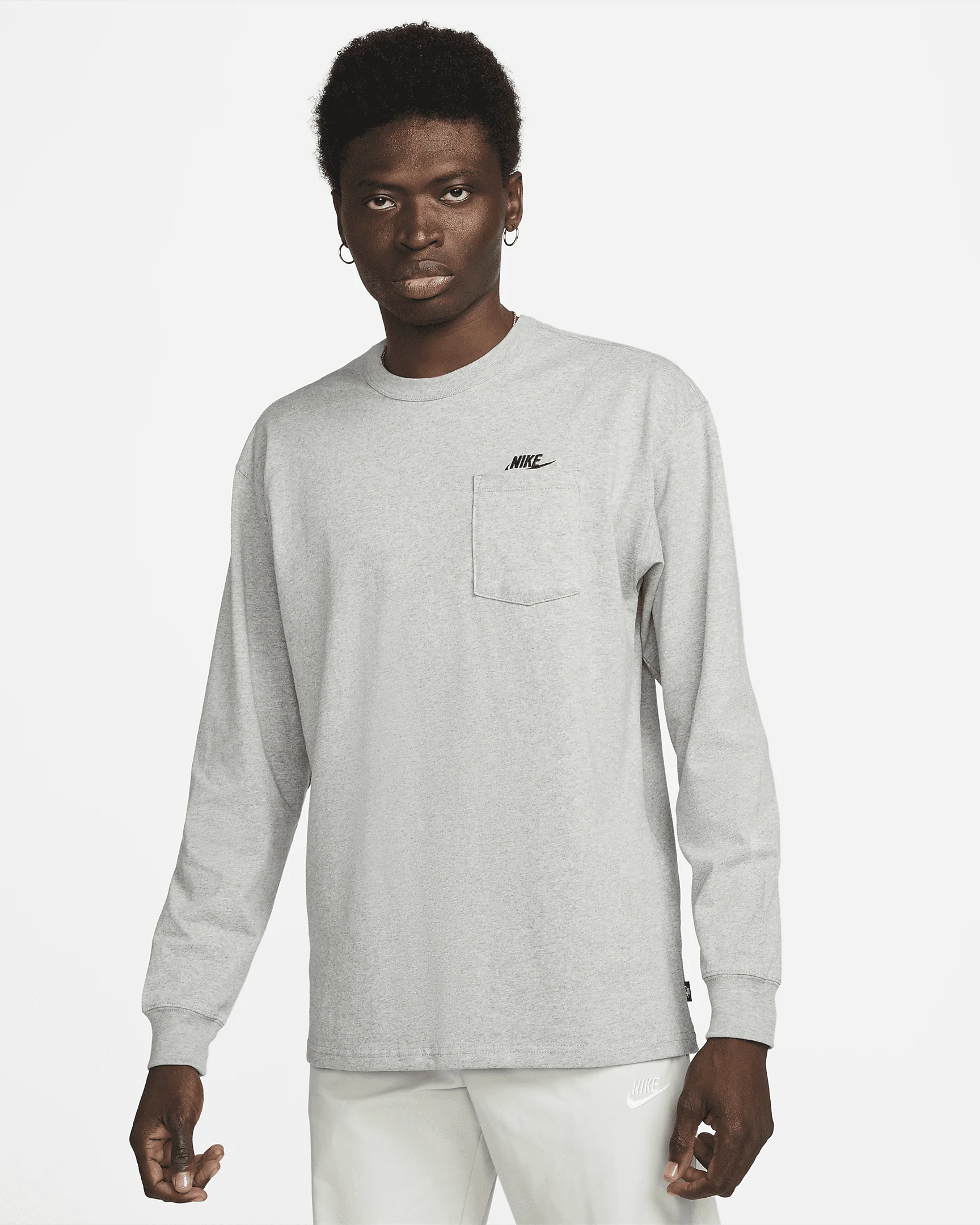 Nike Sportswear Premium Essentials Men's Long-Sleeve Pocket T-Shirt - 1