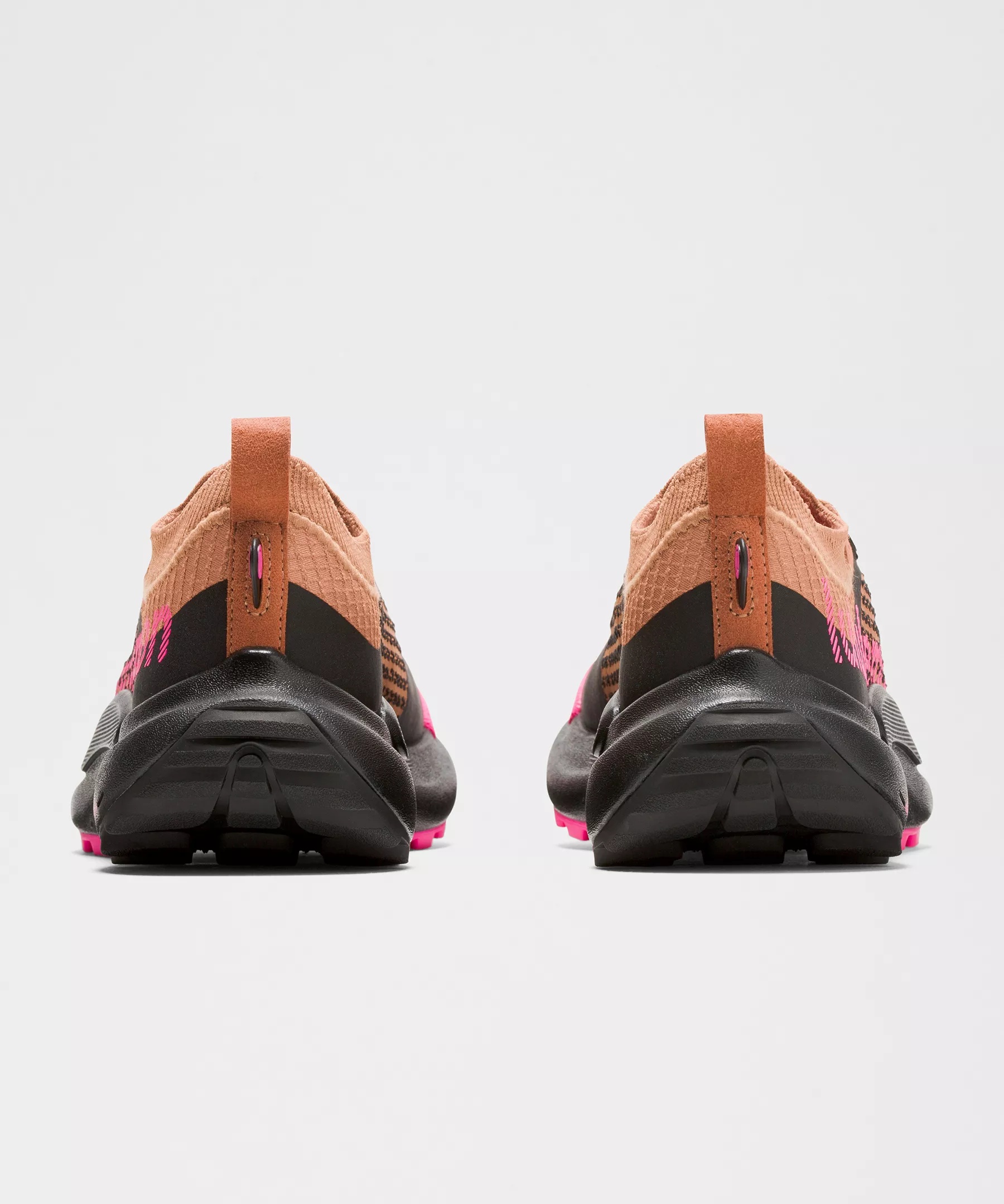 Women's Wildfeel Trail Running Shoe - 6