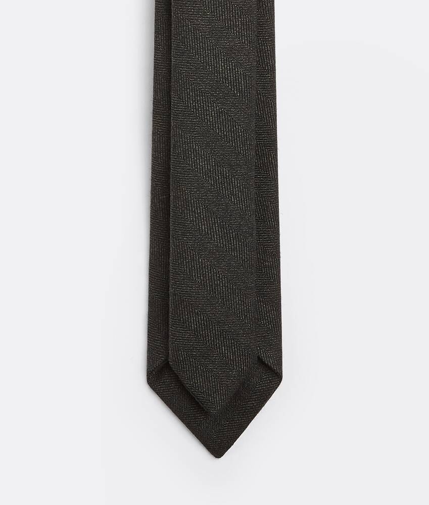 tie - 2