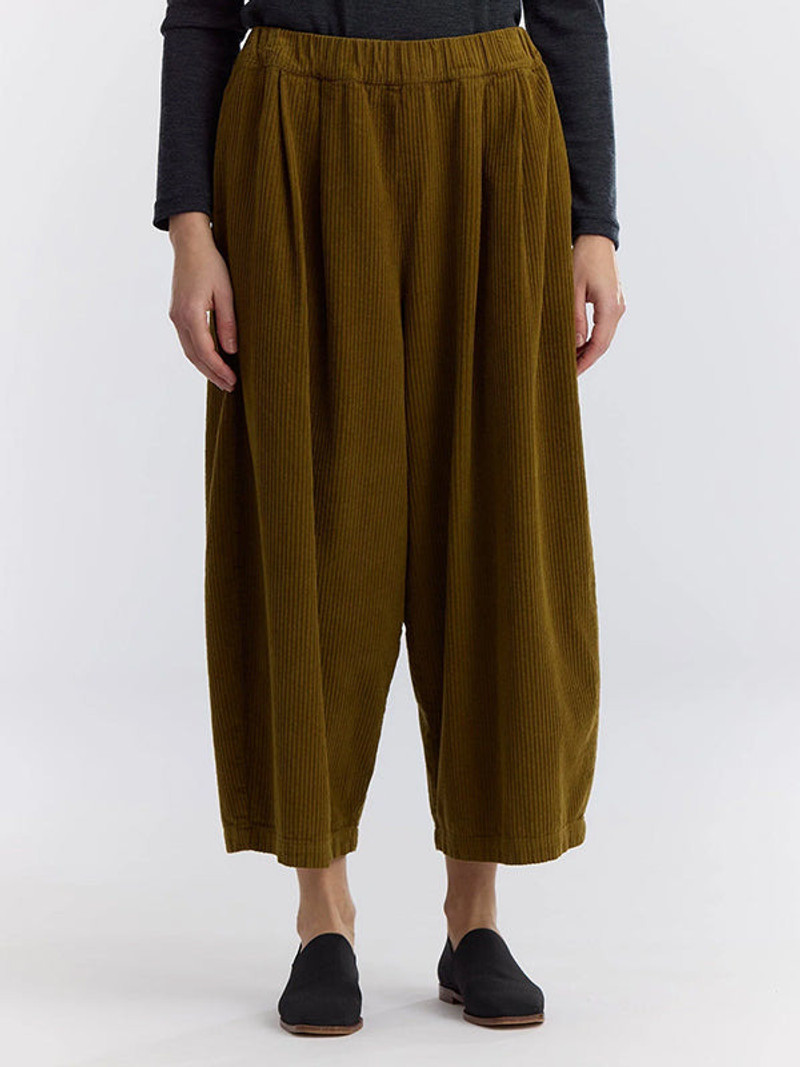 CORDUROY WIDE PANTS - OLIVE 9