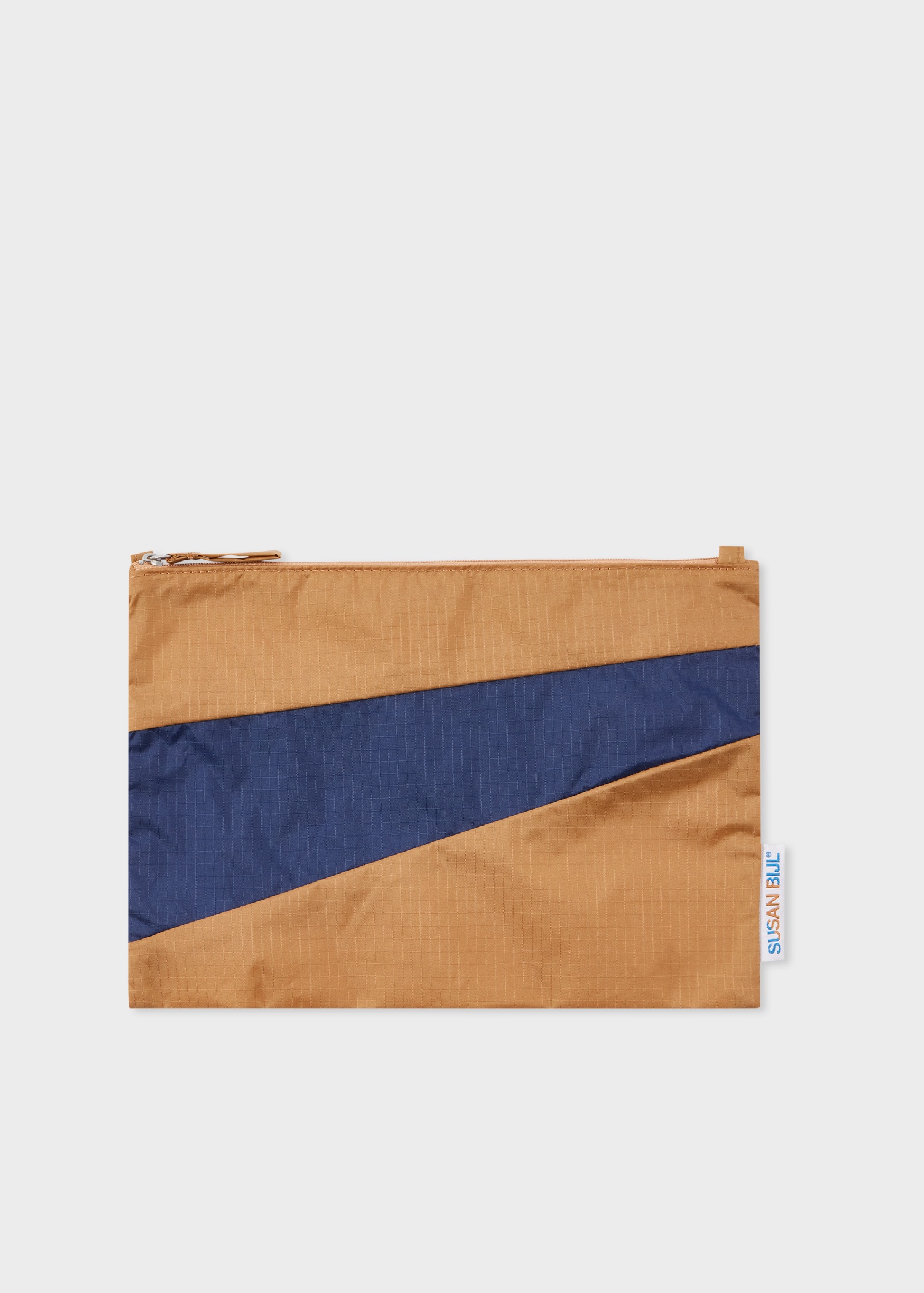 Camel & Navy 'The New Pouch' by Susan Bijl - Medium - 1