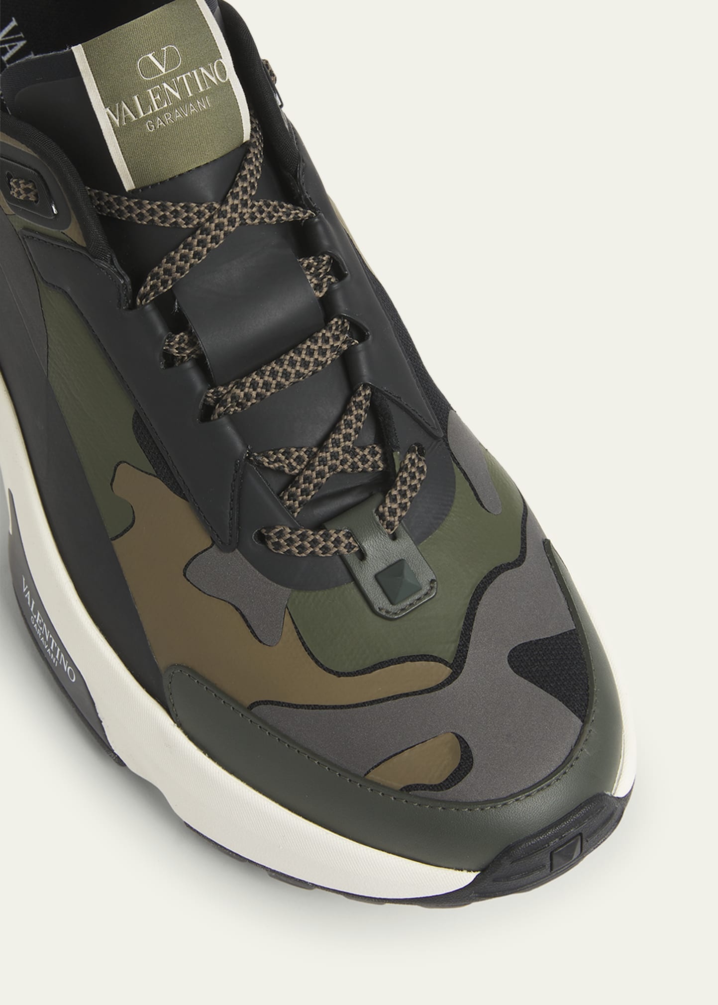 Men's True Act Camo Runner Sneakers - 5