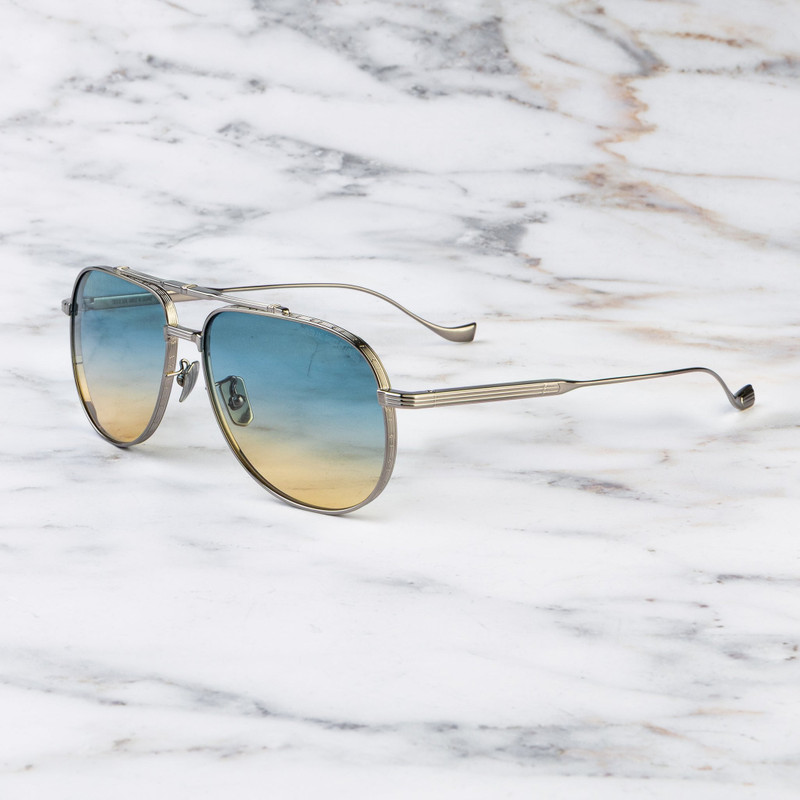 CUTLER AND GROSS SLOANE 1423 AVIATOR SUNGLASSES outlook