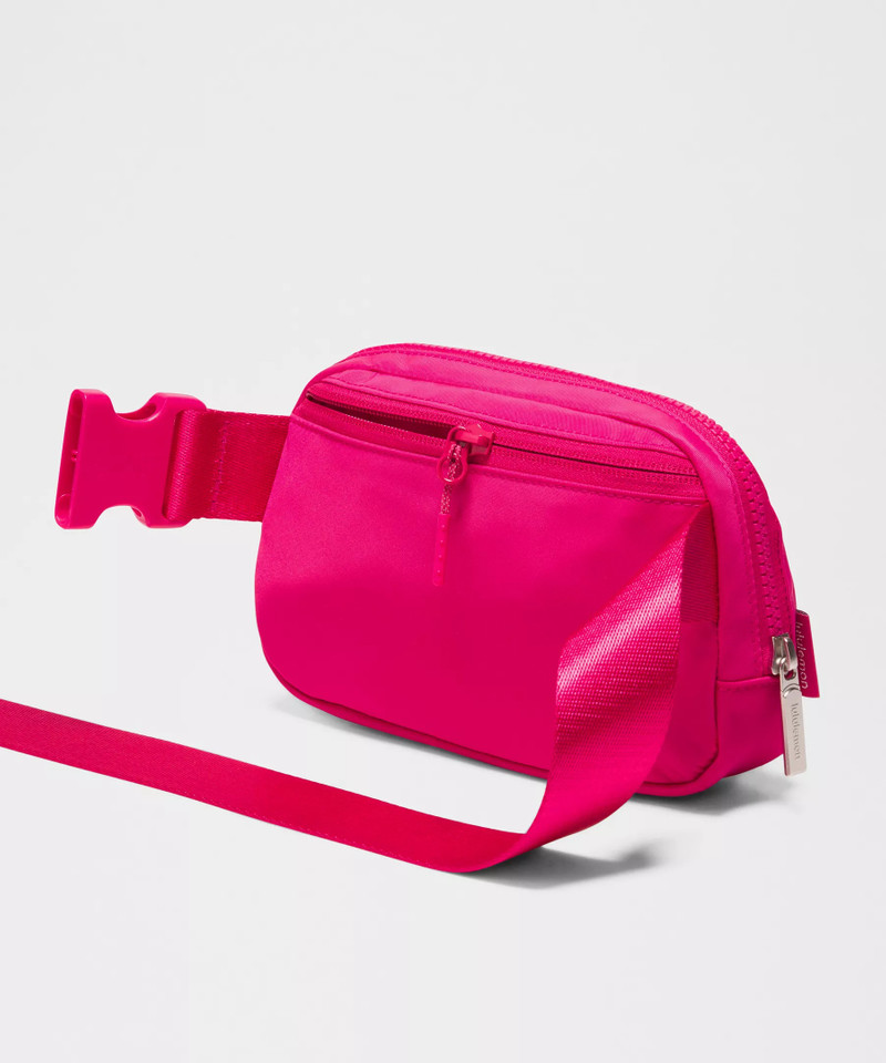 Everywhere Belt Bag with Long Strap 1L 4