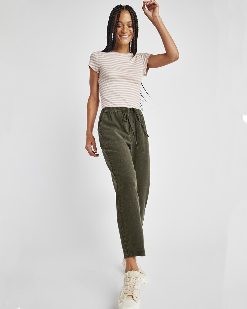Angie Straight Leg Pant 3