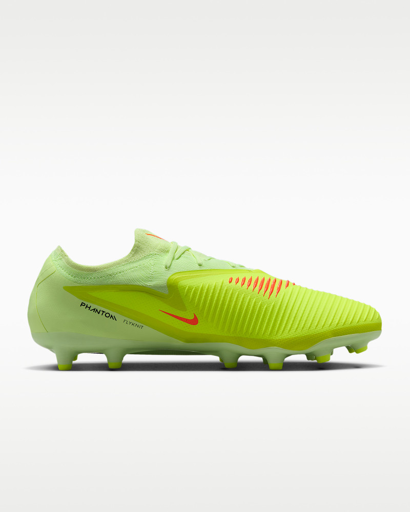 Nike Phantom 6 Low Pro Artificial-Grass Soccer Cleats 3