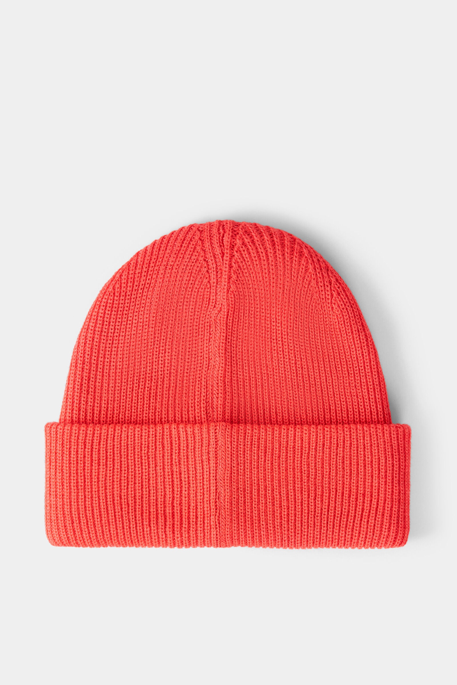 Tarek Knitted hat in Coral 2