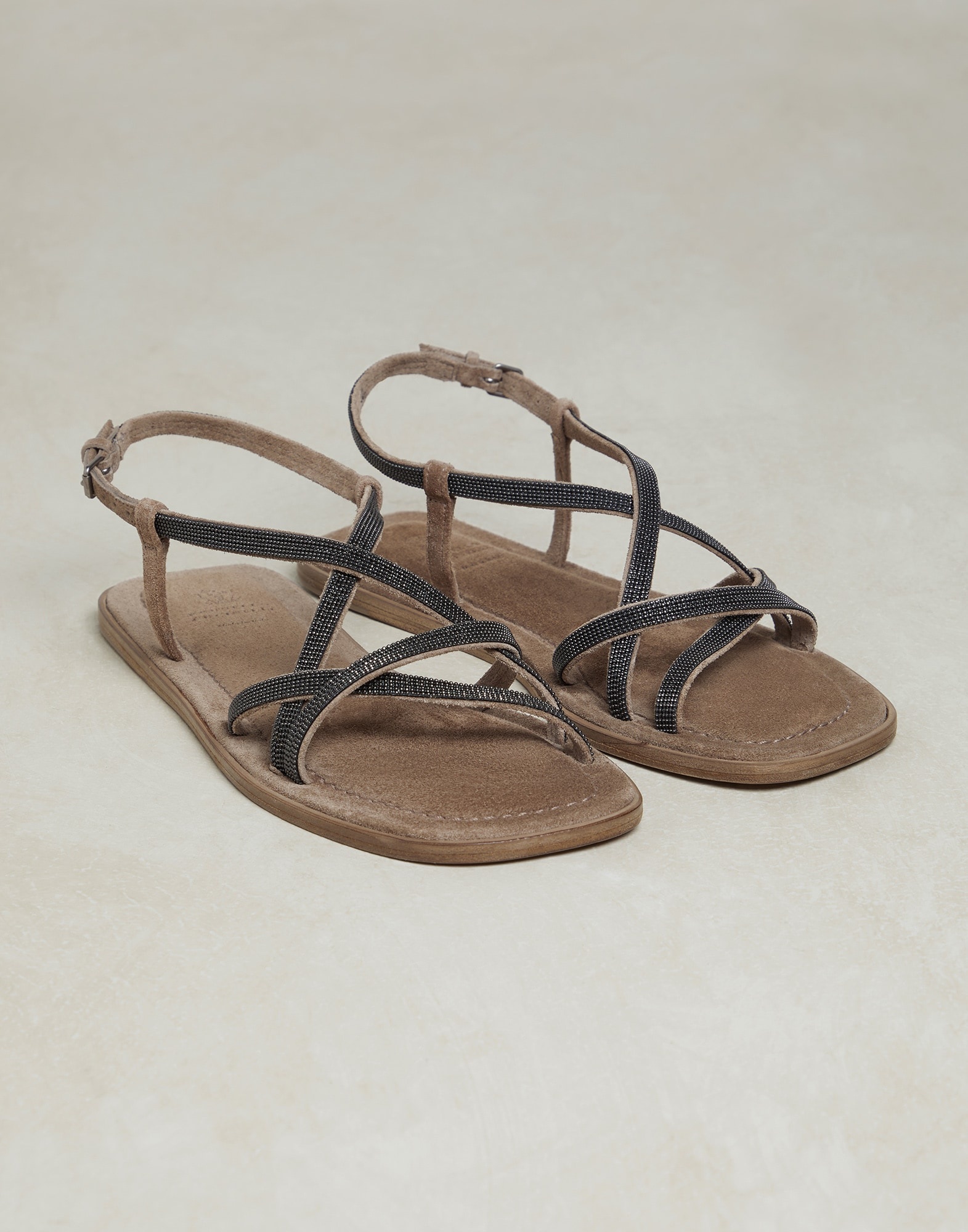 Suede sandals with shiny straps - 2