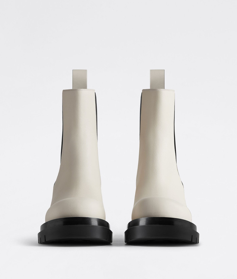 Bottega Veneta lug outlook