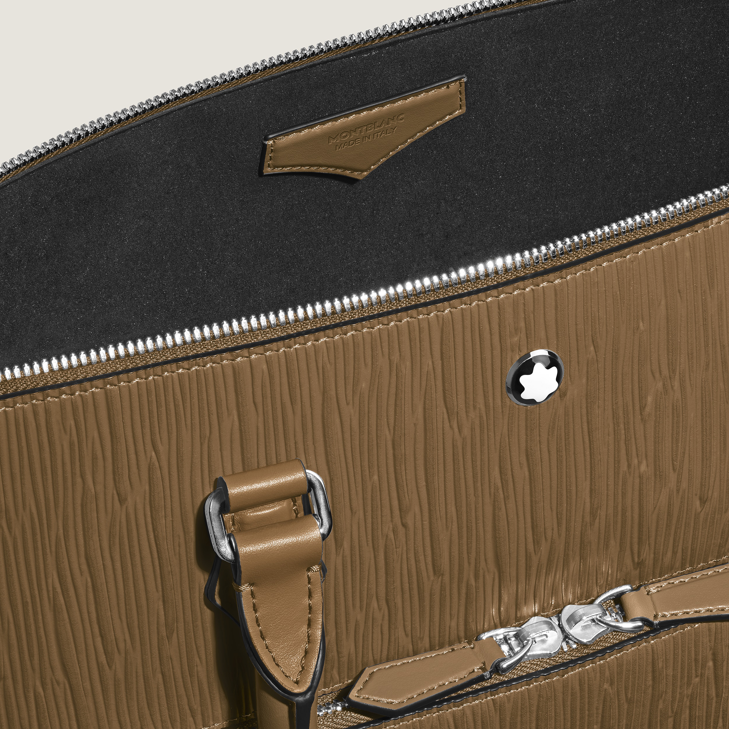 Writing traveler handbag with sfumato effect - 6