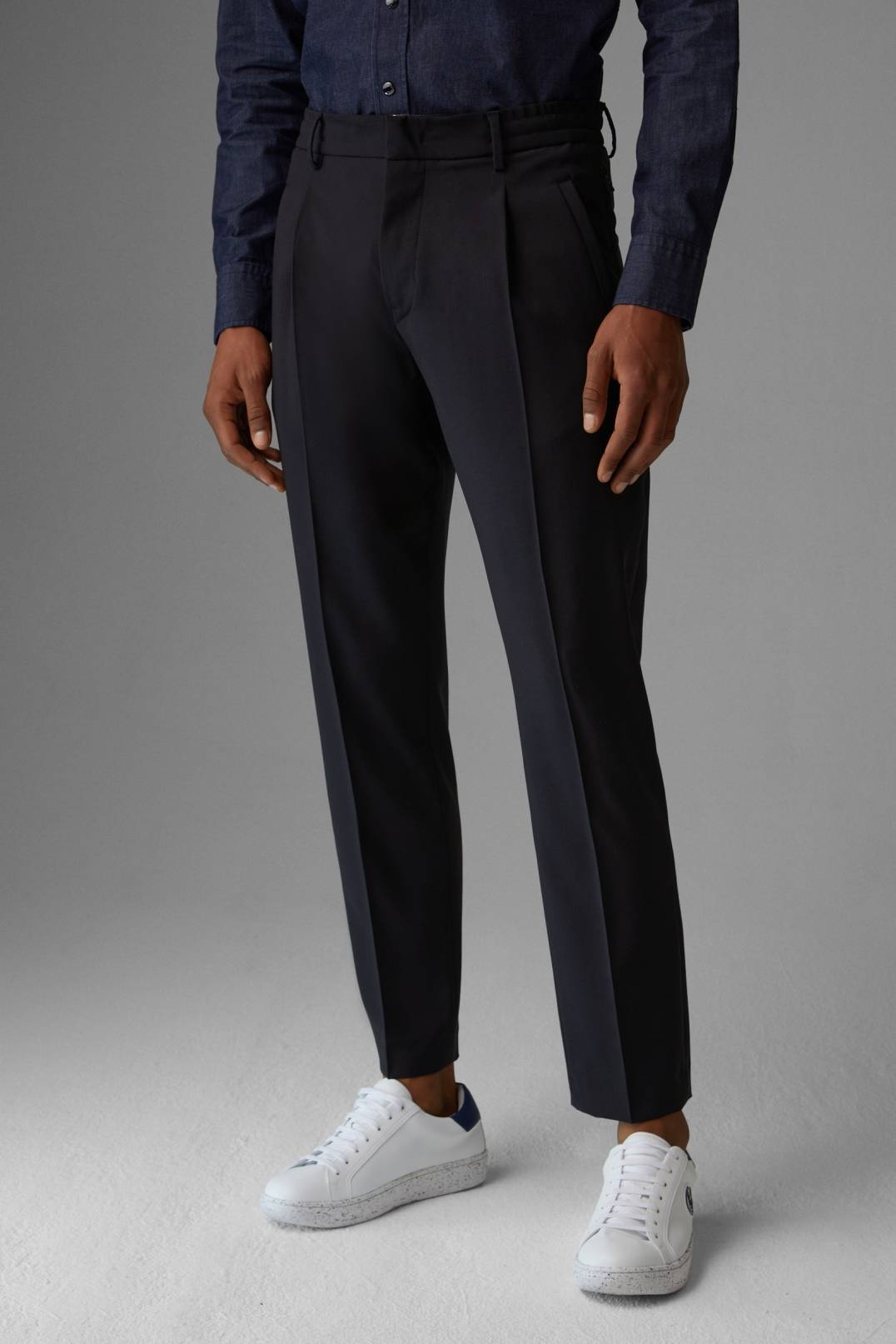 JAMES PANTS WITH FRONT PLEATS IN NAVY BLUE - 2