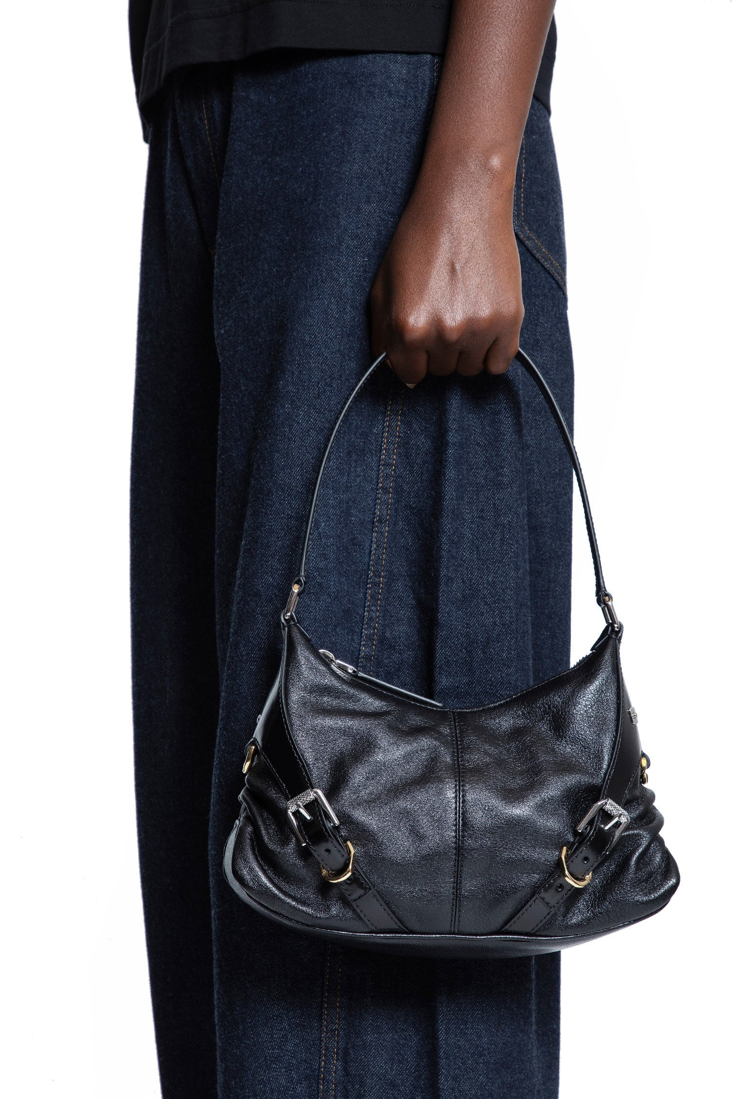 Medium-Voyou-Bag-In-Shiny-Leather - 4