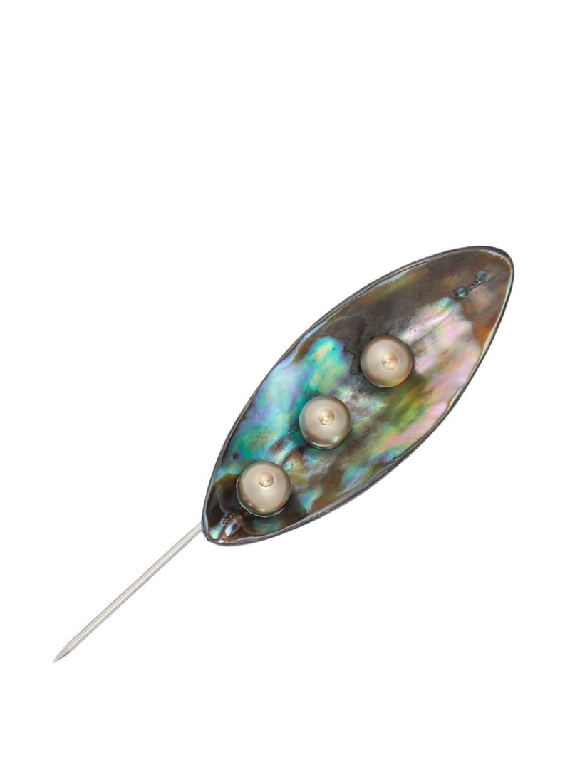 pearl pin leaf 1