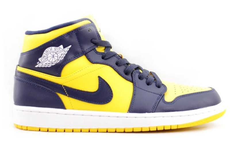 Jordan Air Jordan 1 Mid 'Michigan' 554724-707 outlook