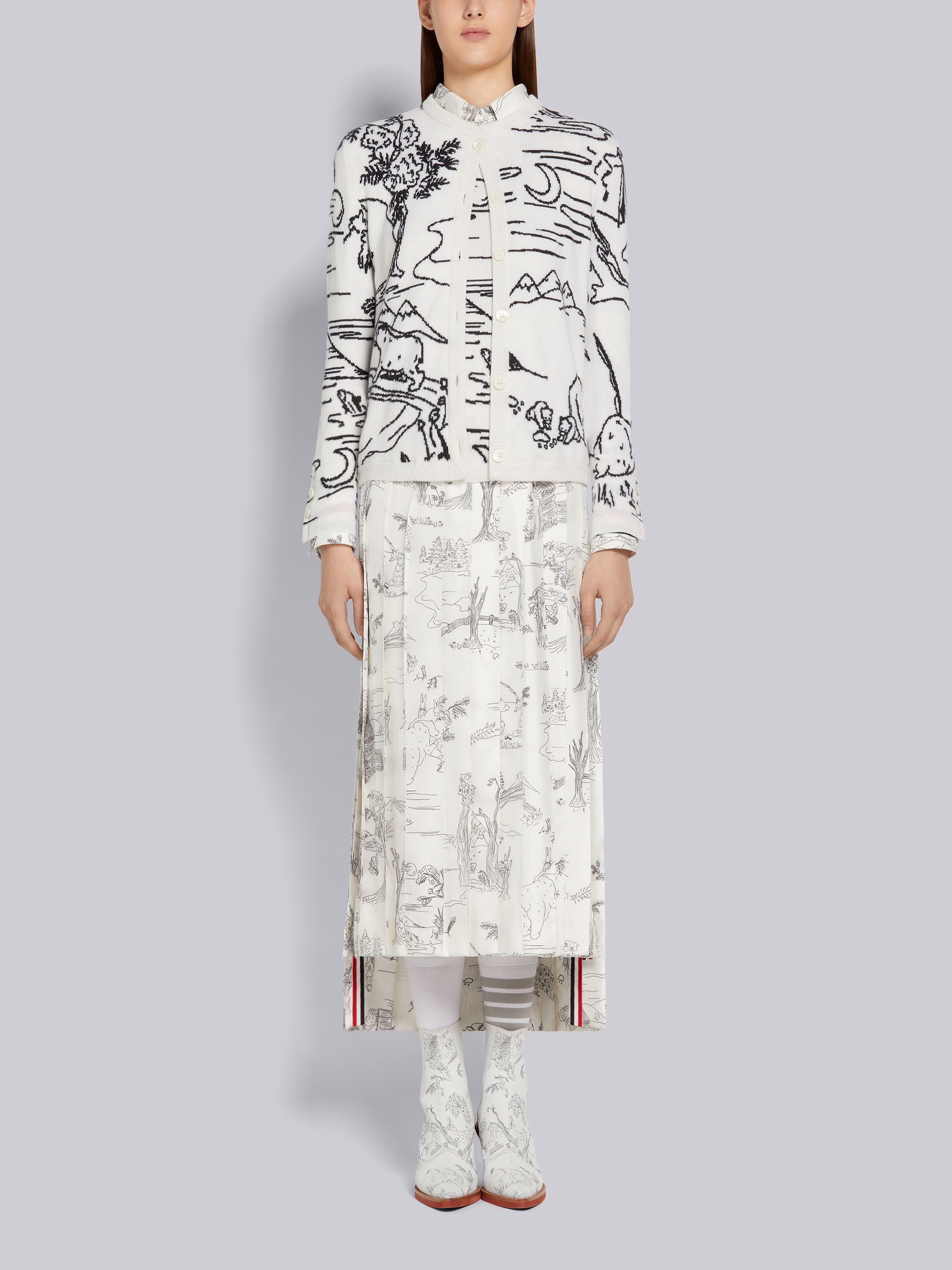 White Silk Twill Animal Camp Toile Grosgrain Cuff Dropped Back Pleated Bottom Below-the-Knee Shirtdr - 4