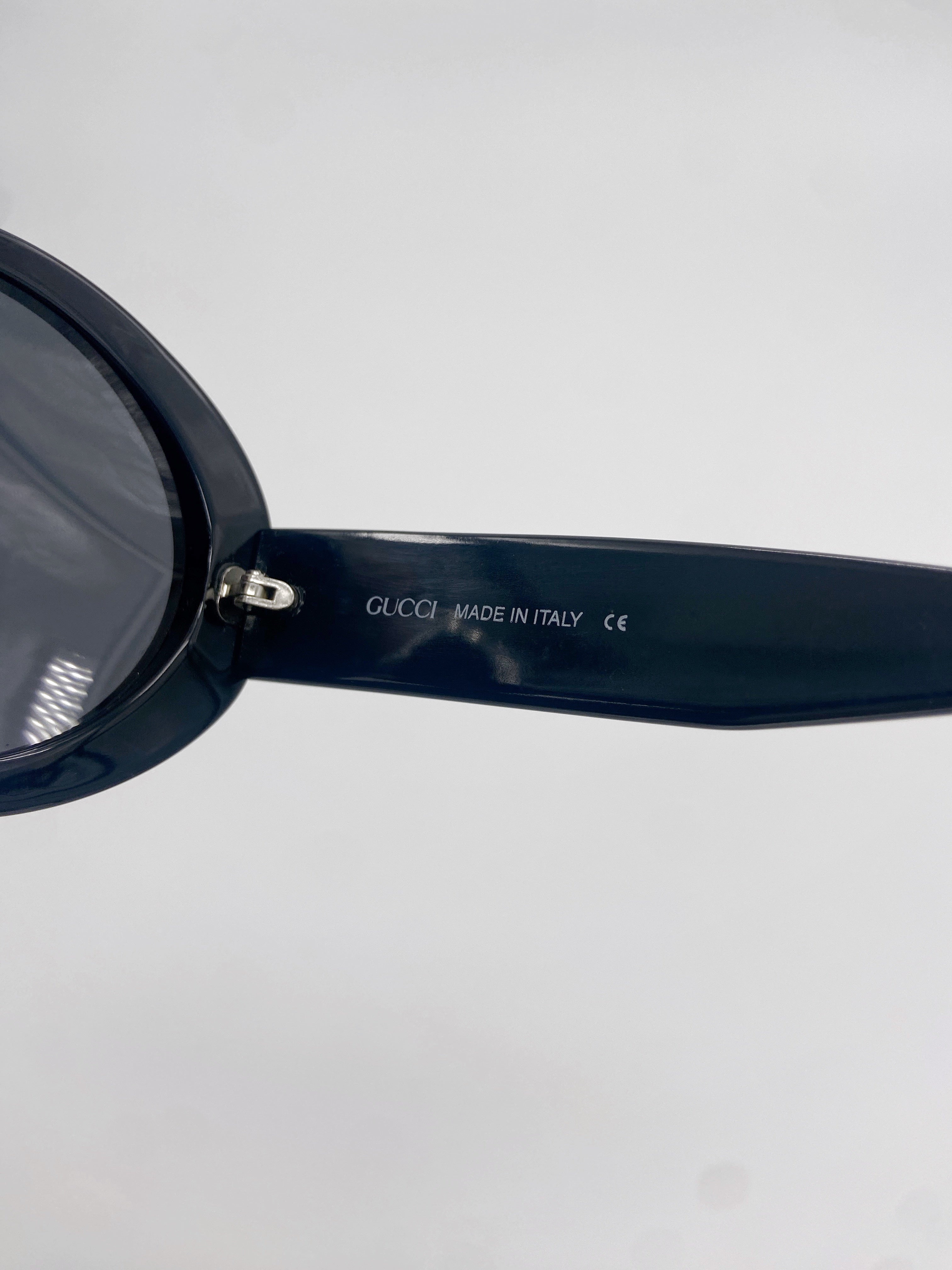 Gucci Fall 1995 Tom Ford Black Oversized Oval Sunglasses - 8