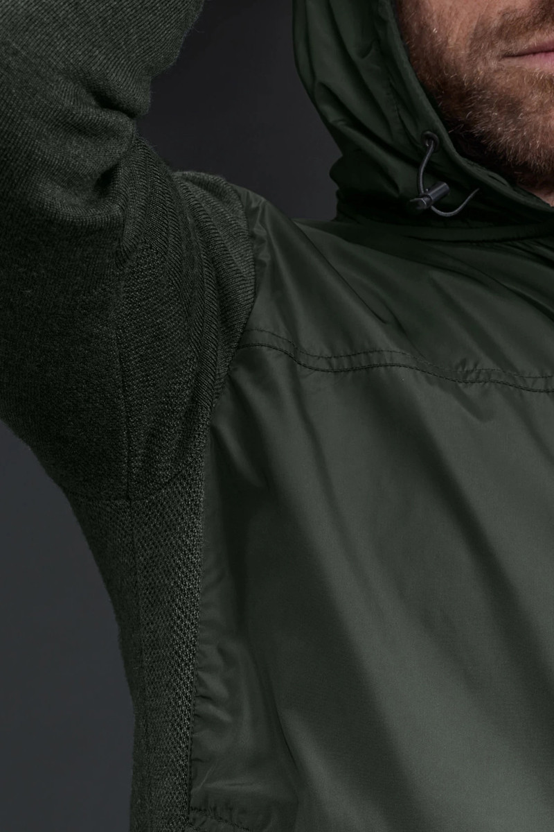 WINDBRIDGE HOODY BLACK LABEL 5