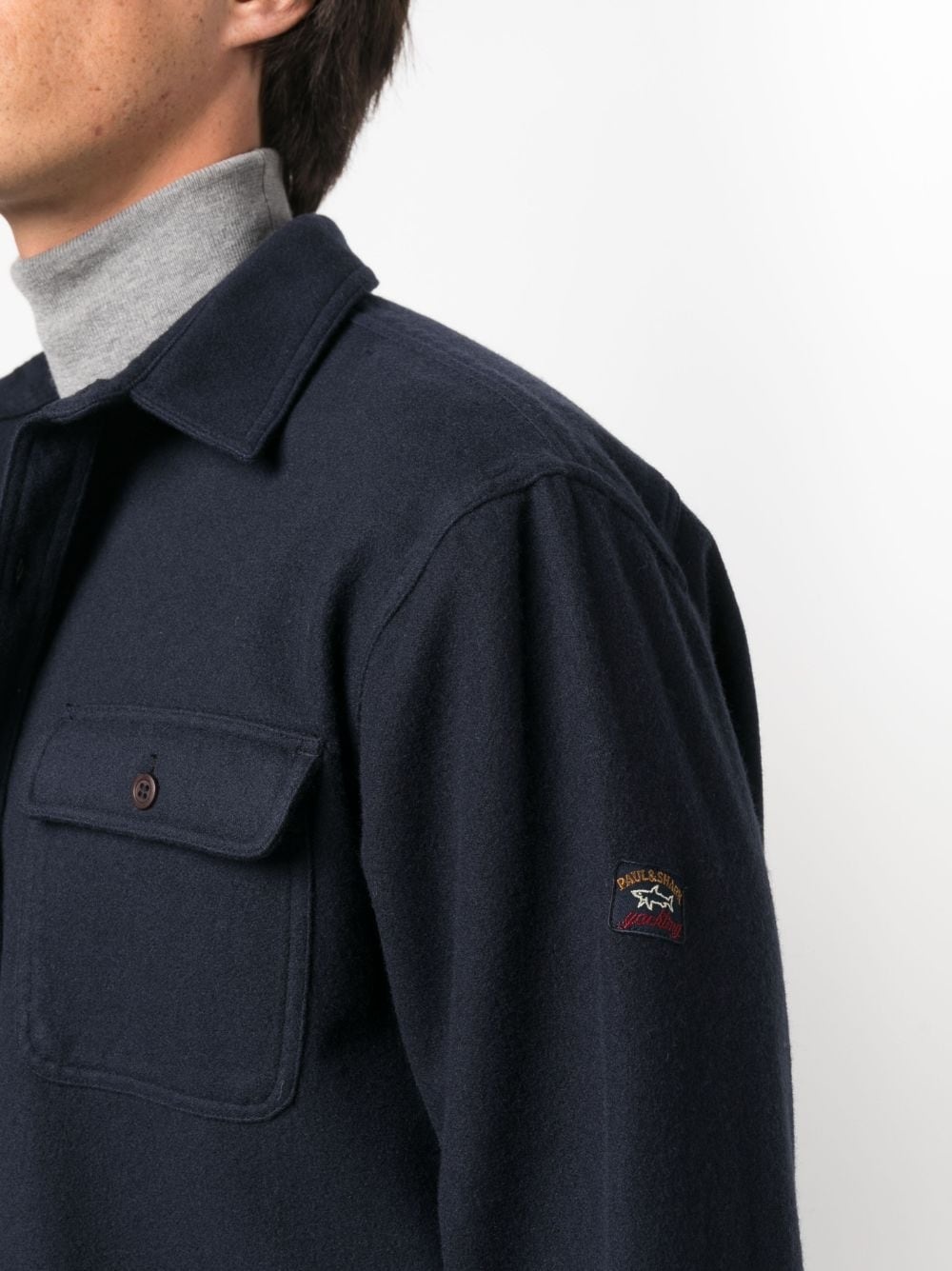 logo-patch brushed shirt jacket - 5