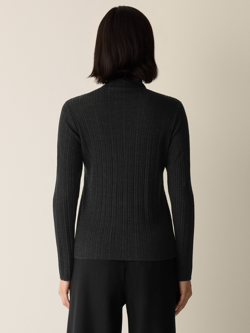 Superfine Merino Turtleneck Top in Regenerative Wool 4