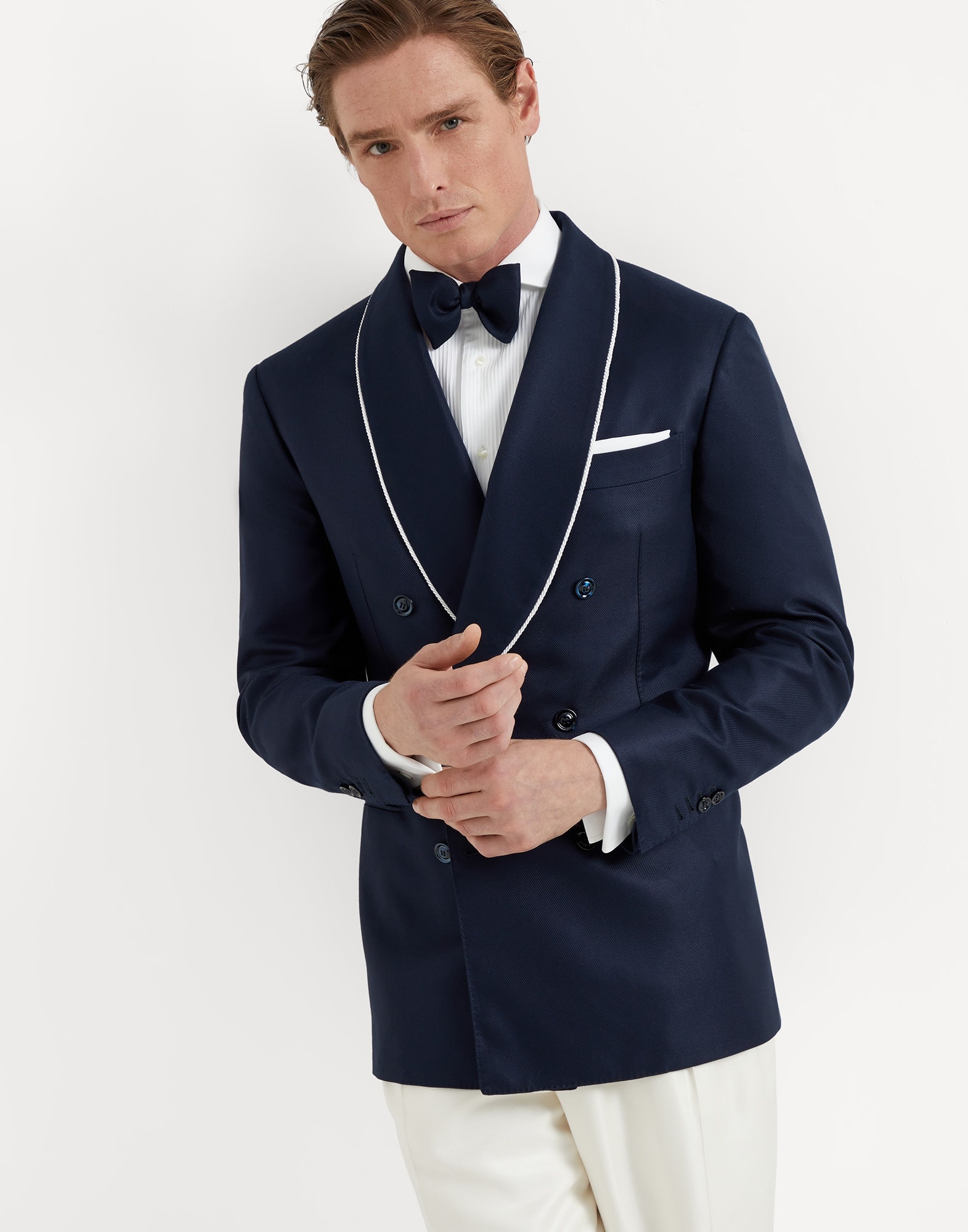 Silk diagonal one-and-a-half breasted tuxedo jacket with shawl lapels and piping - 4