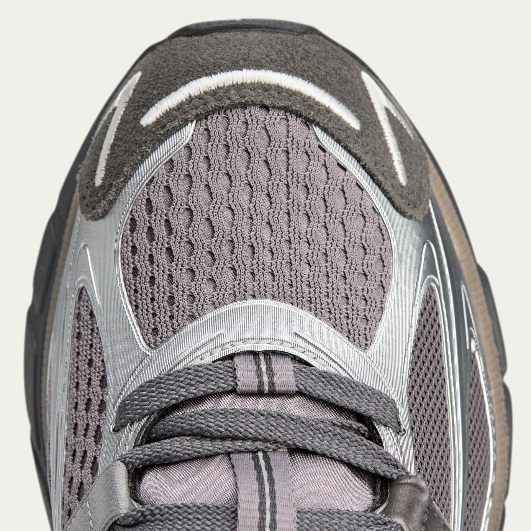 Adistar Cushion Song For The Mute Shoes - 12