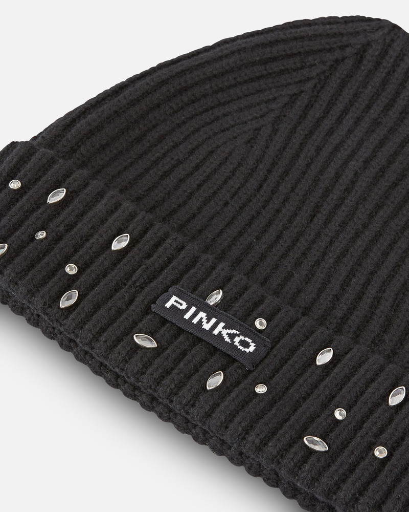 RIBBED BEANIE WITH CRYSTALS 3