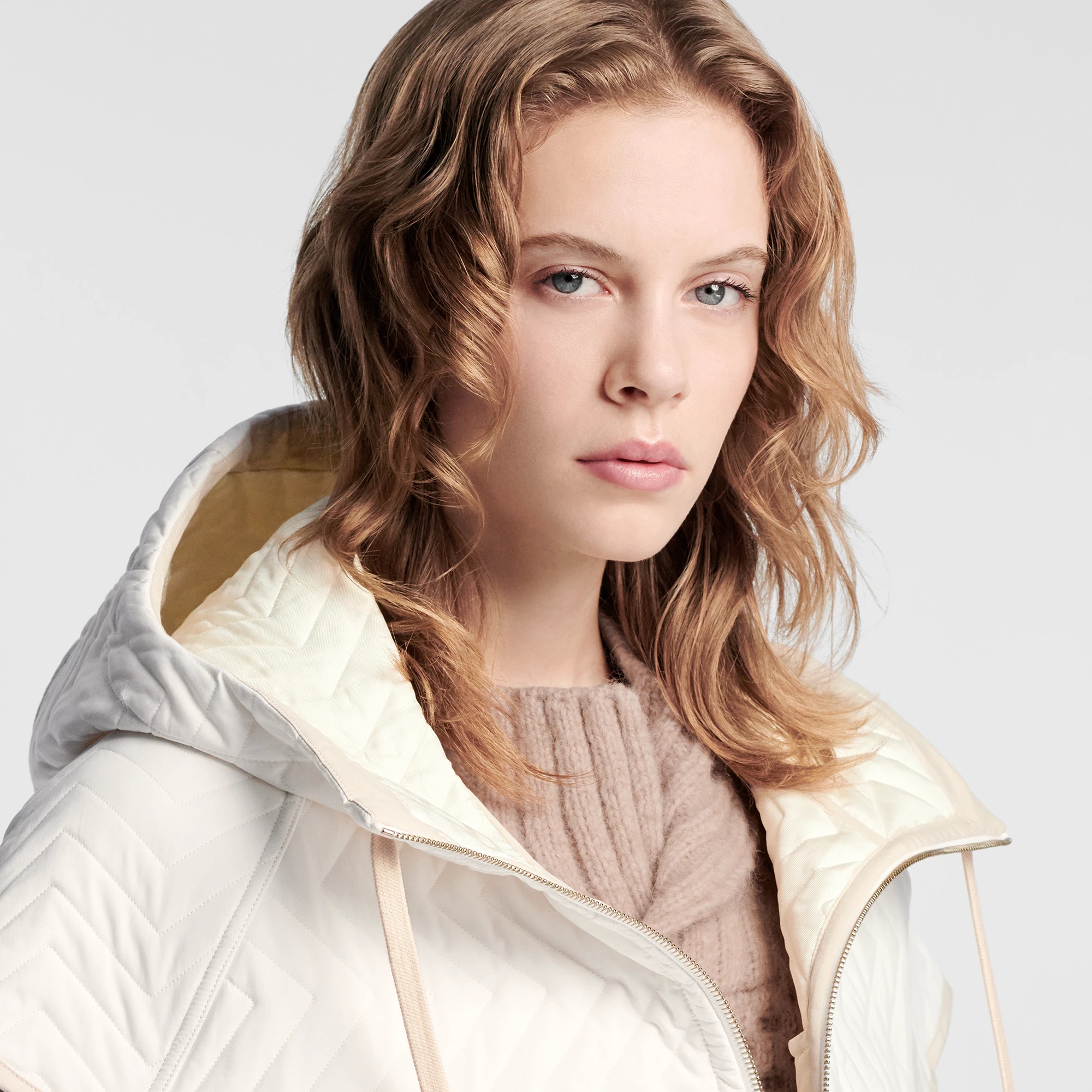 Zigzag Quilted Open-Arm Jacket - 2