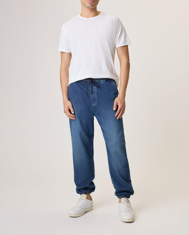 Jog Jeans Stride Denim in Barstow 1
