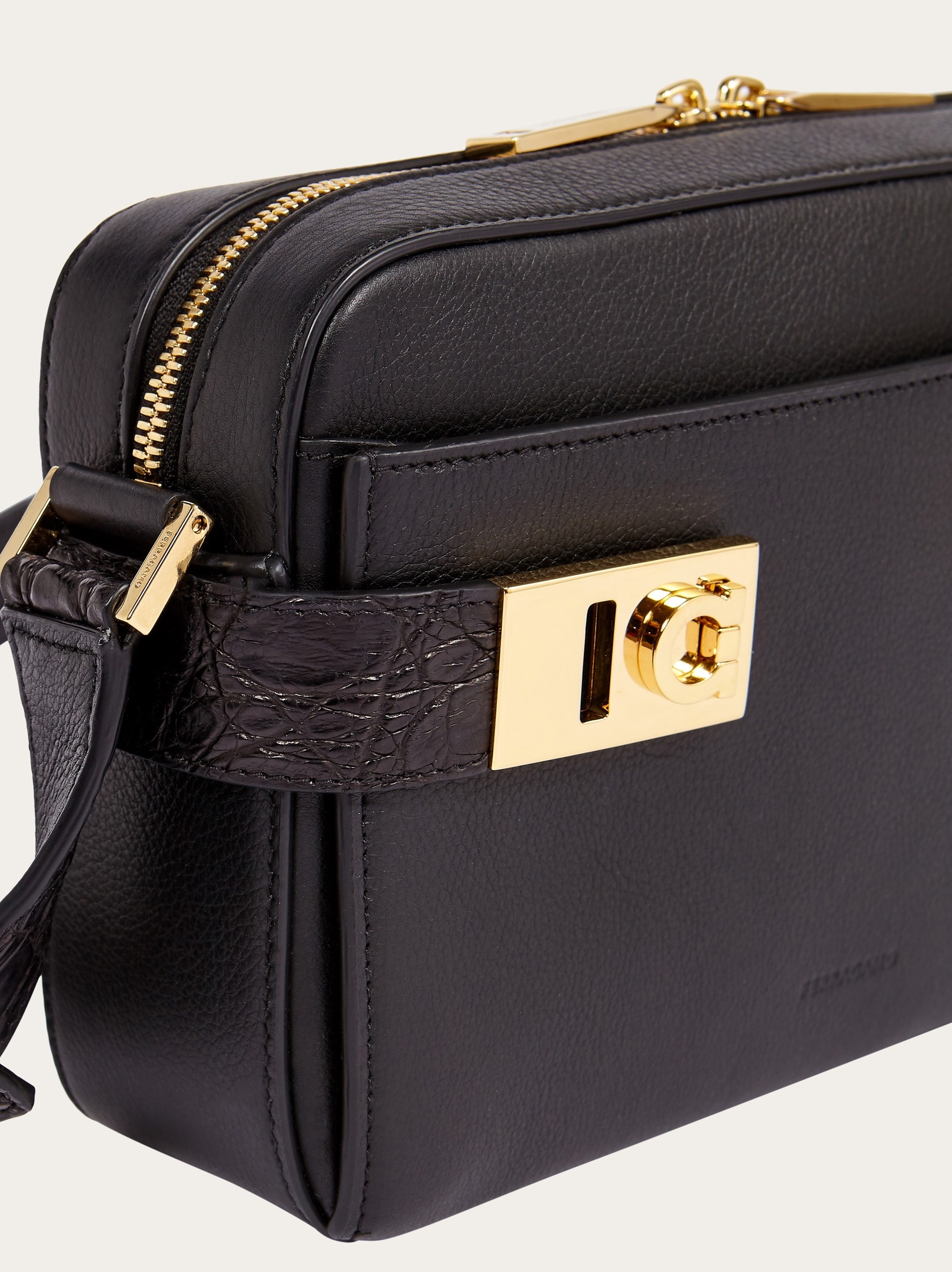 Crossbody bag - 7