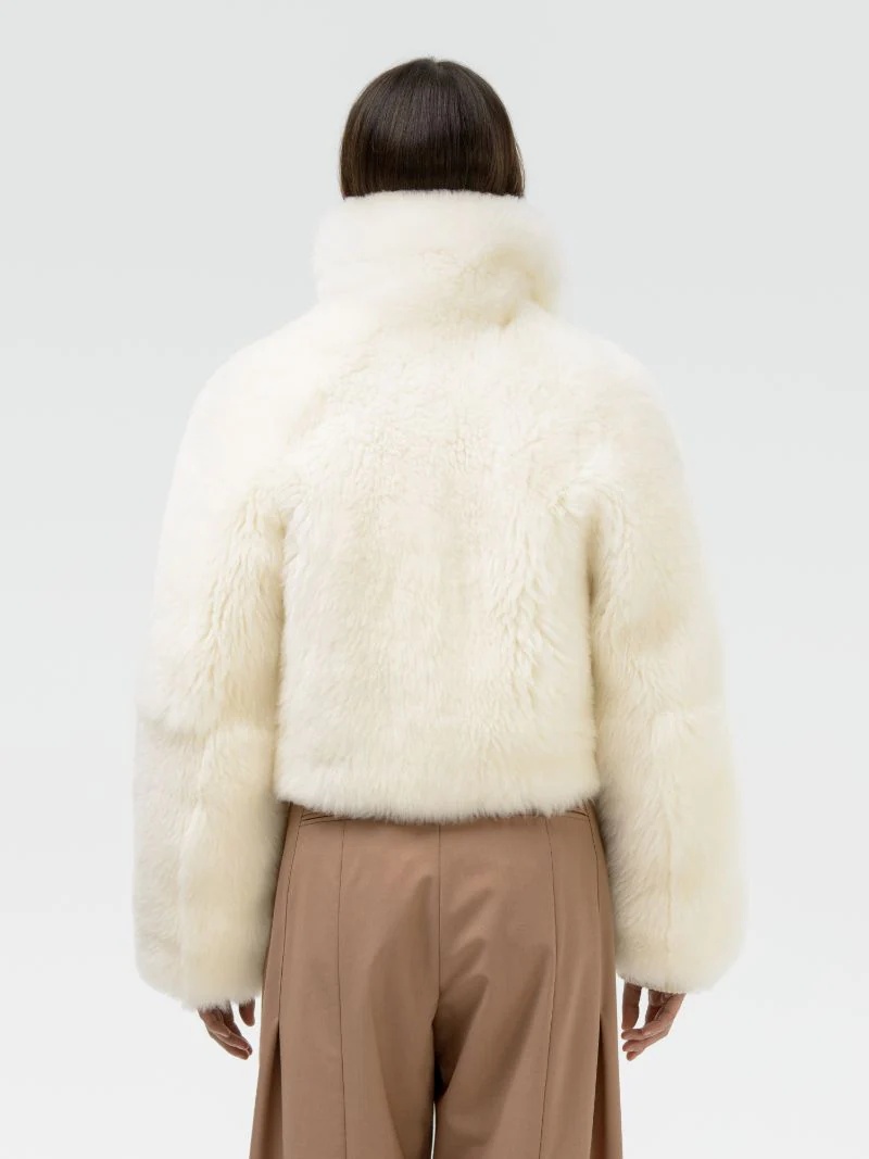 SHORT SHEARLING FUR JACKET - 6