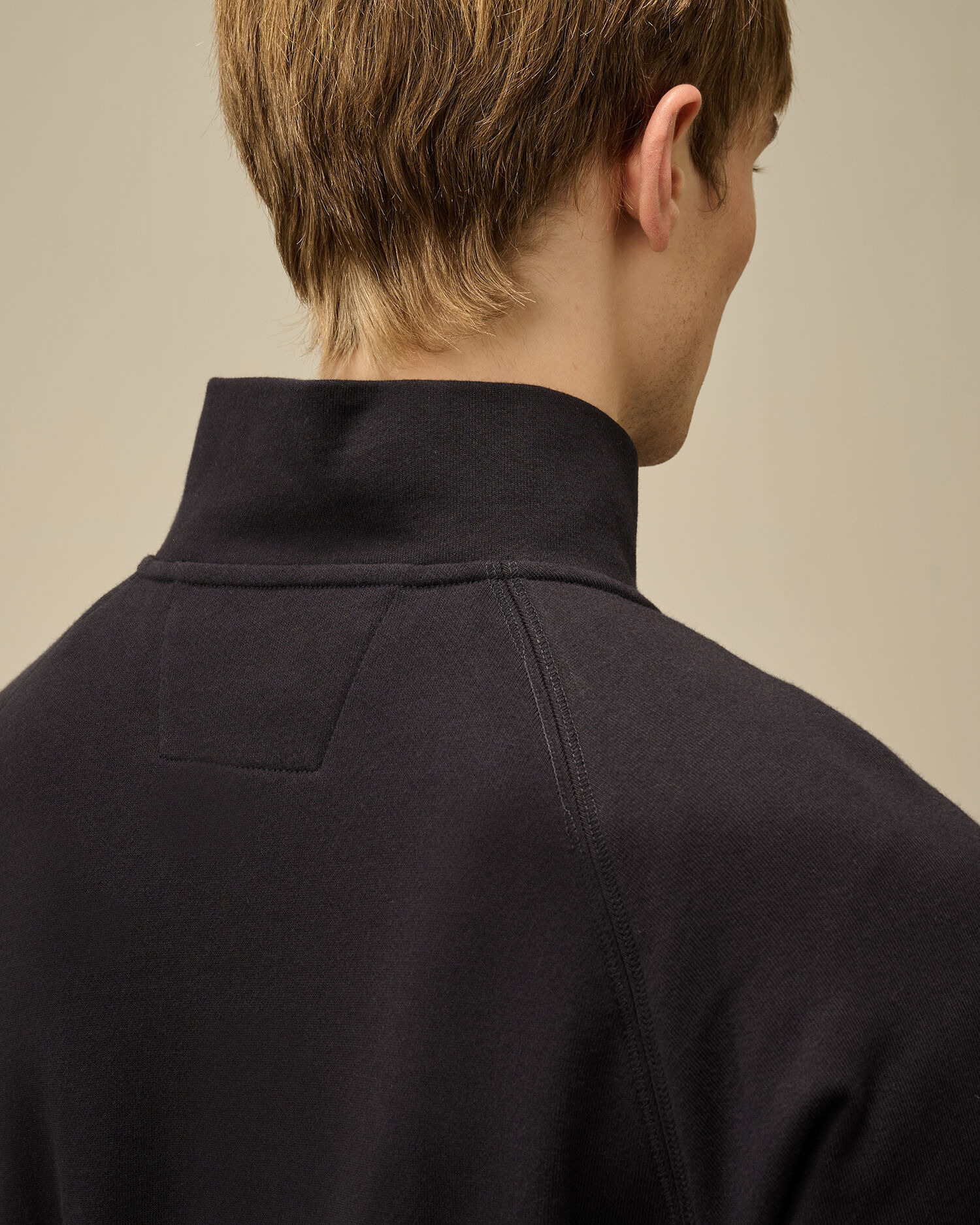 Diagonal Raised Fleece Half Zip Logo Sweatshirt - 6