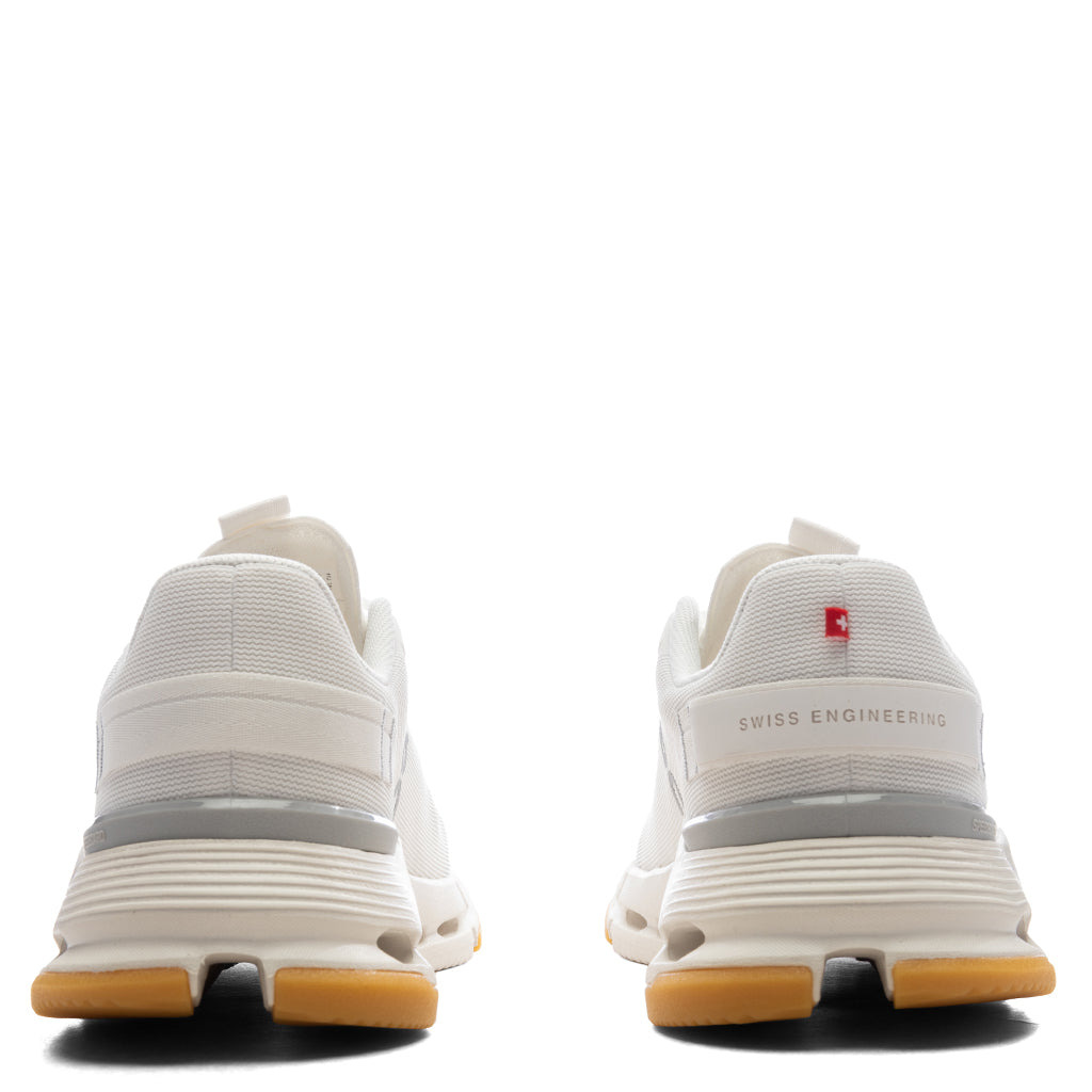 WOMEN'S CLOUDNOVA FORM 2 - WHITE/IVORY - 4