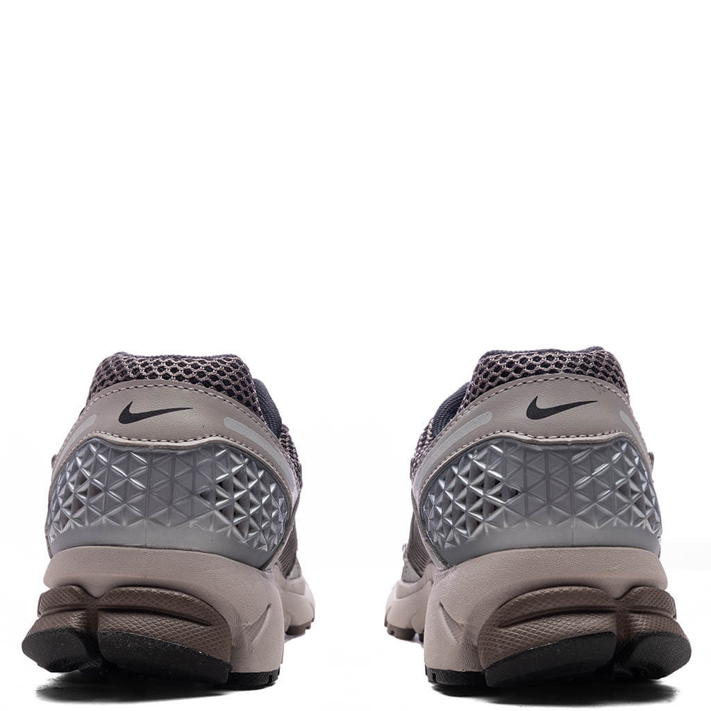ZOOM VOMERO 5 - COLLEGE GREY/BLACK/CAVE STONE - 4