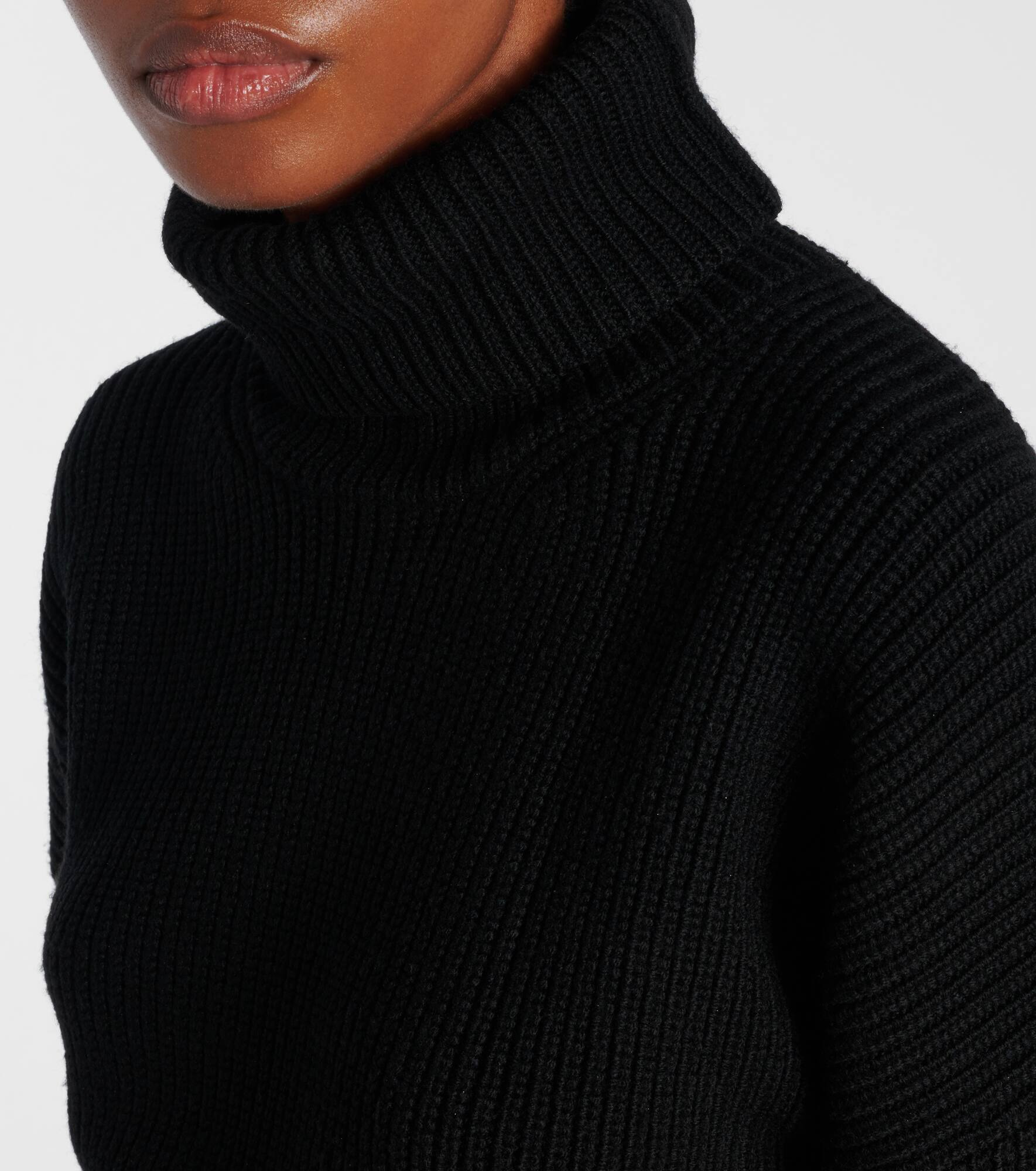 Ribbed-knit wool turtleneck sweater - 4