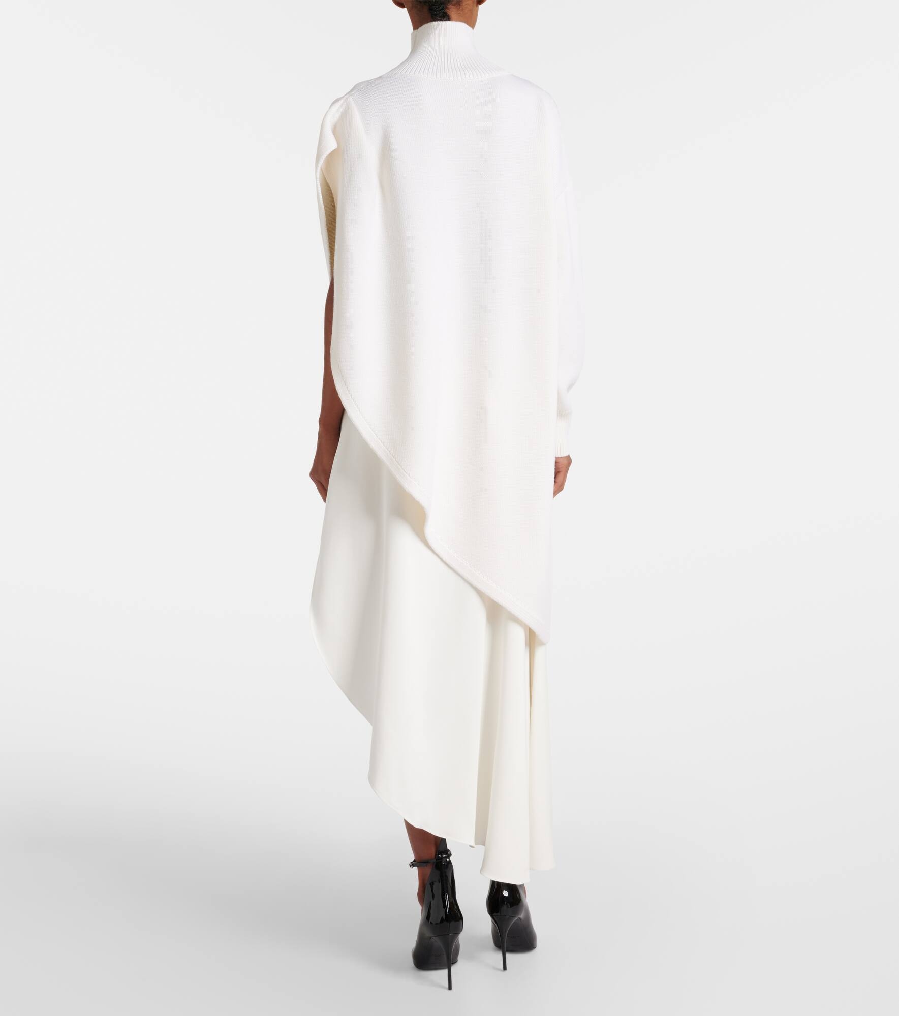 Asymmetric caped wool sweater - 3