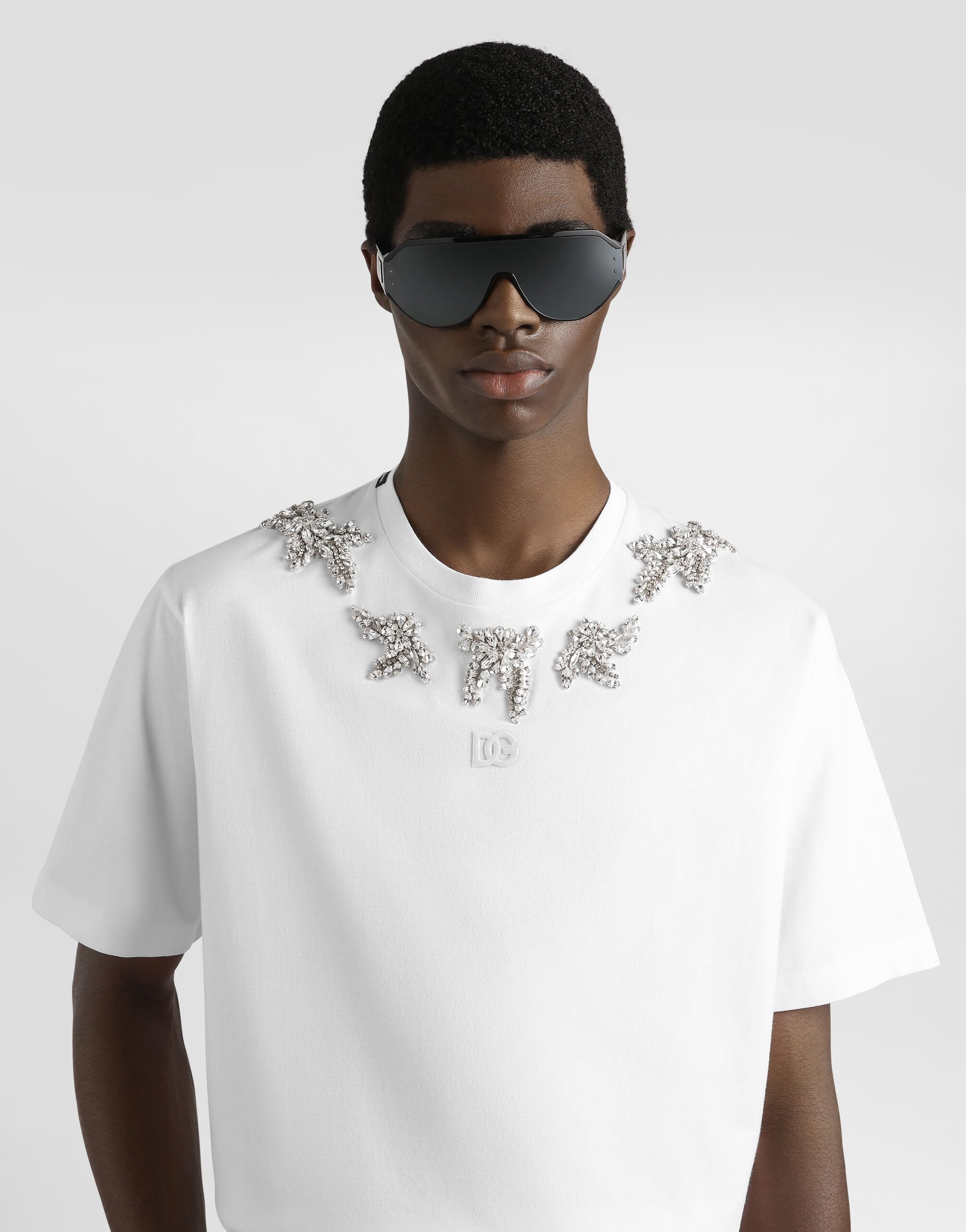 cotton t-shirt with embroidery and brooch - 5