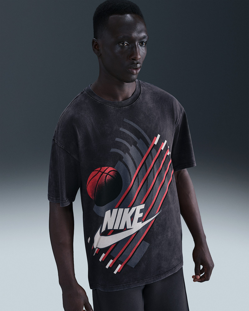 Nike Men's Basketball T-Shirt 1