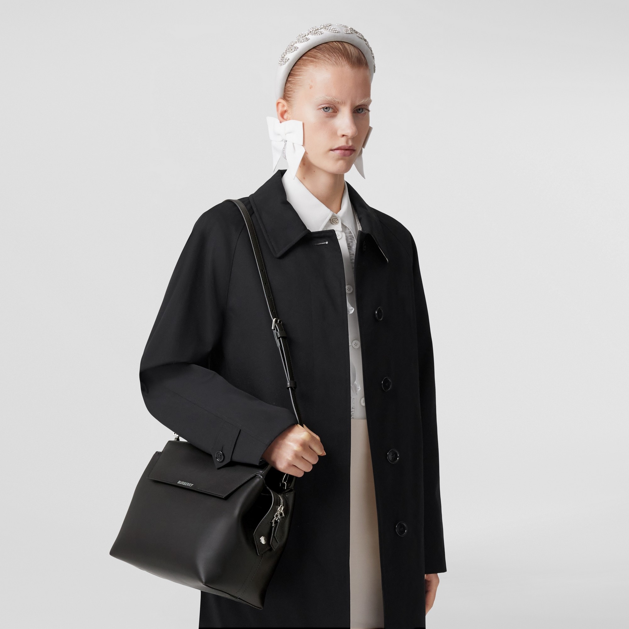 Burberry Leather Medium Catherine Bag | REVERSIBLE