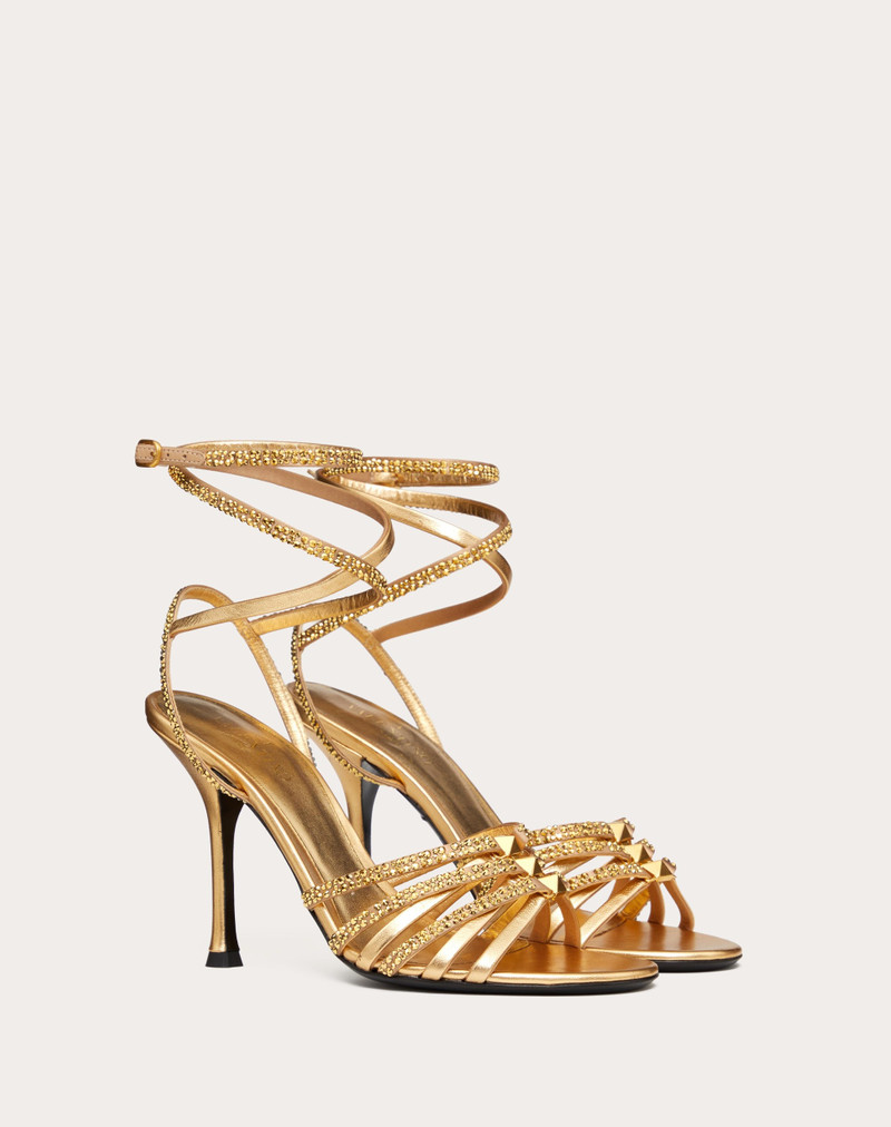 ROCKSTUD STRAPPY SANDAL IN METALLIC NAPPA LEATHER WITH CRYSTALS 100MM 2