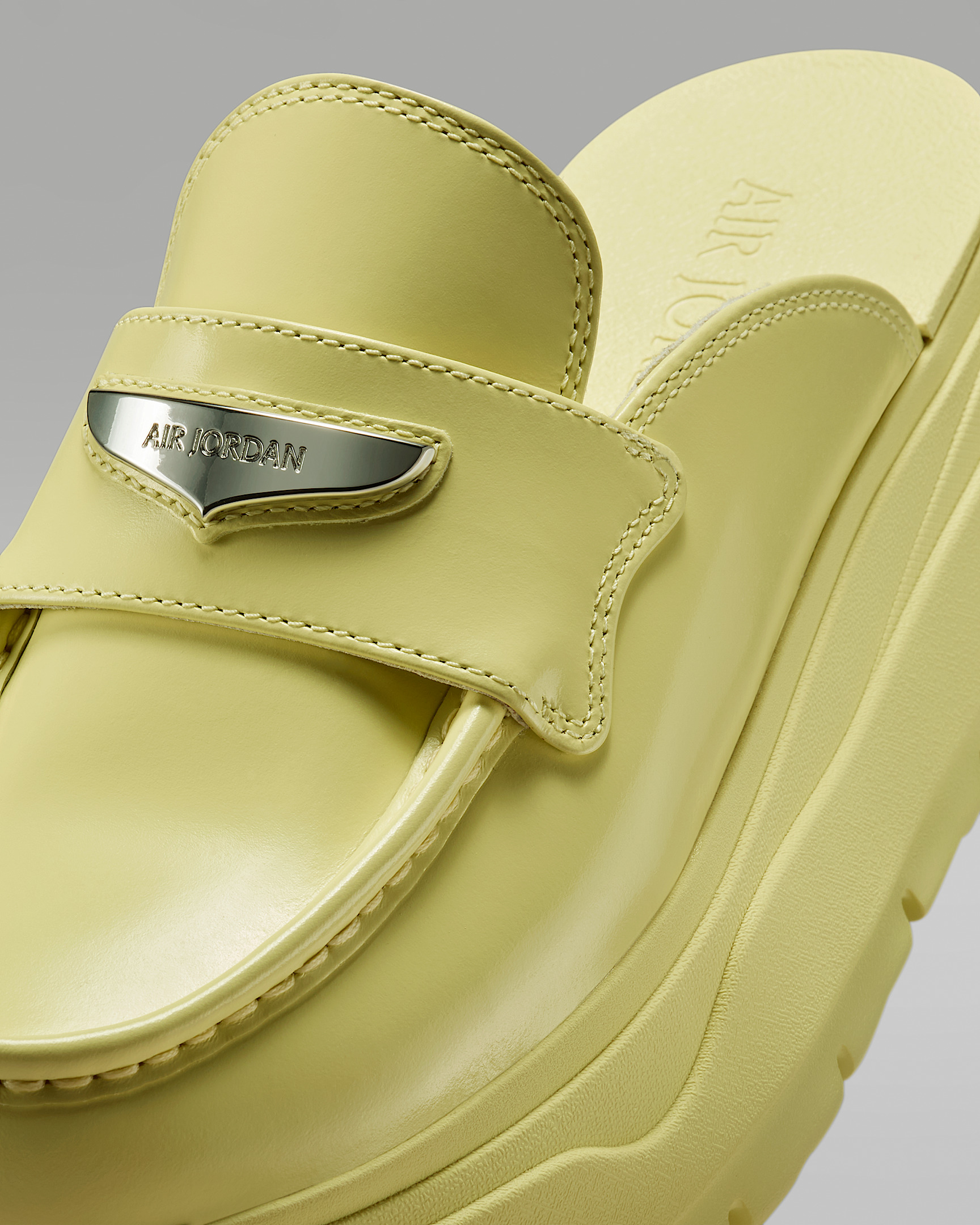 Air Jordan Mule Women's Shoes - 6