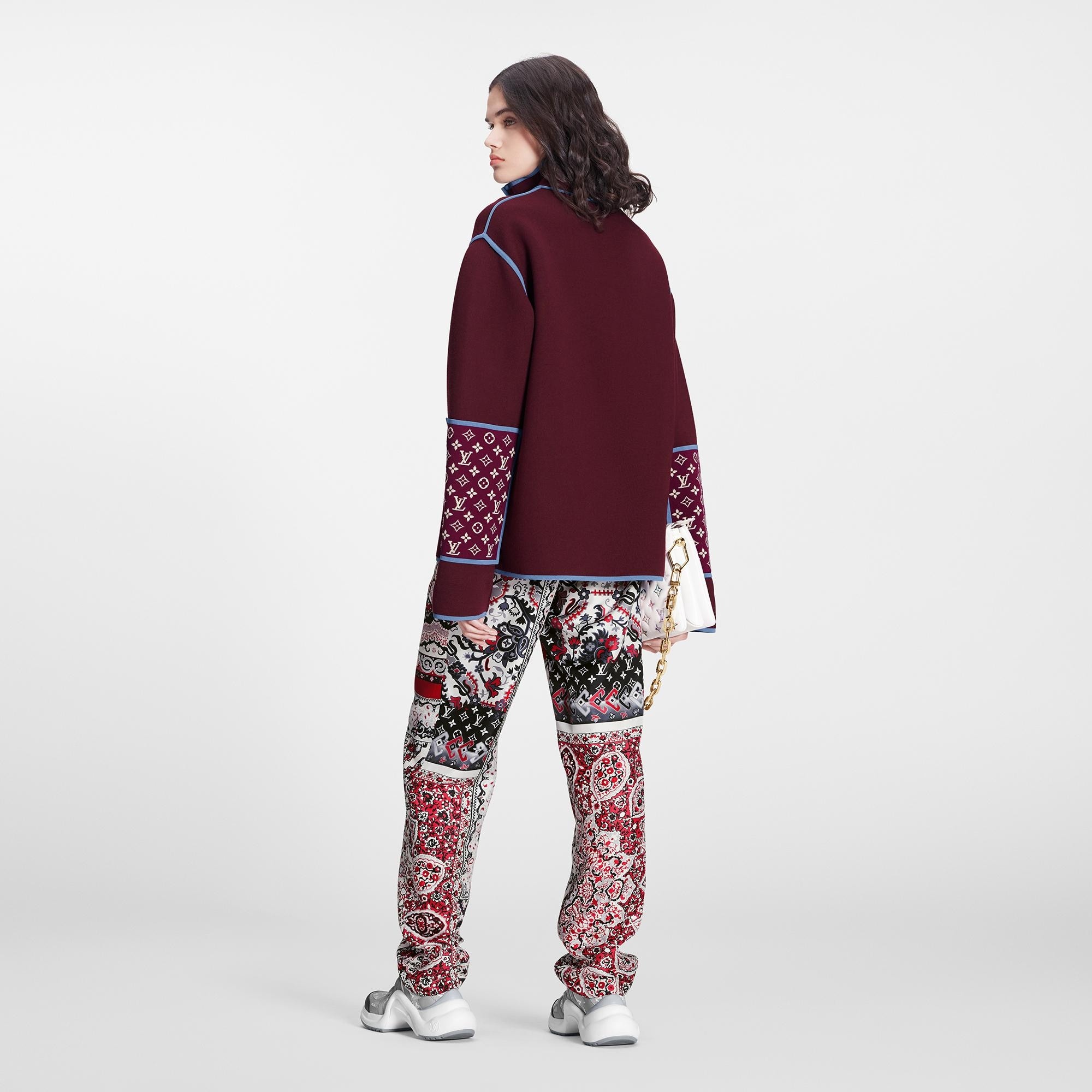 Graphic Trim Pullover - 3