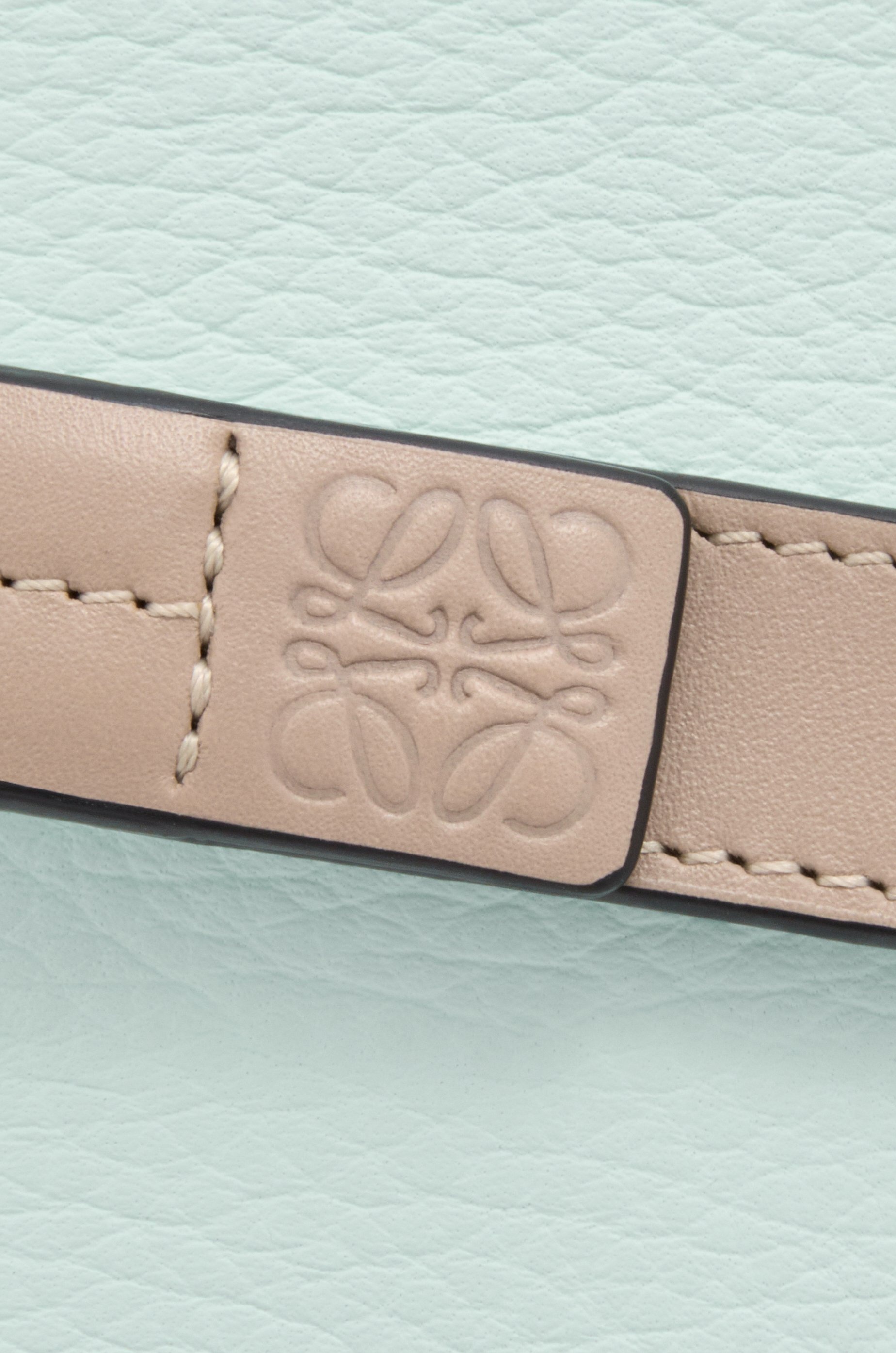 Compact zip wallet in soft grained calfskin - 5