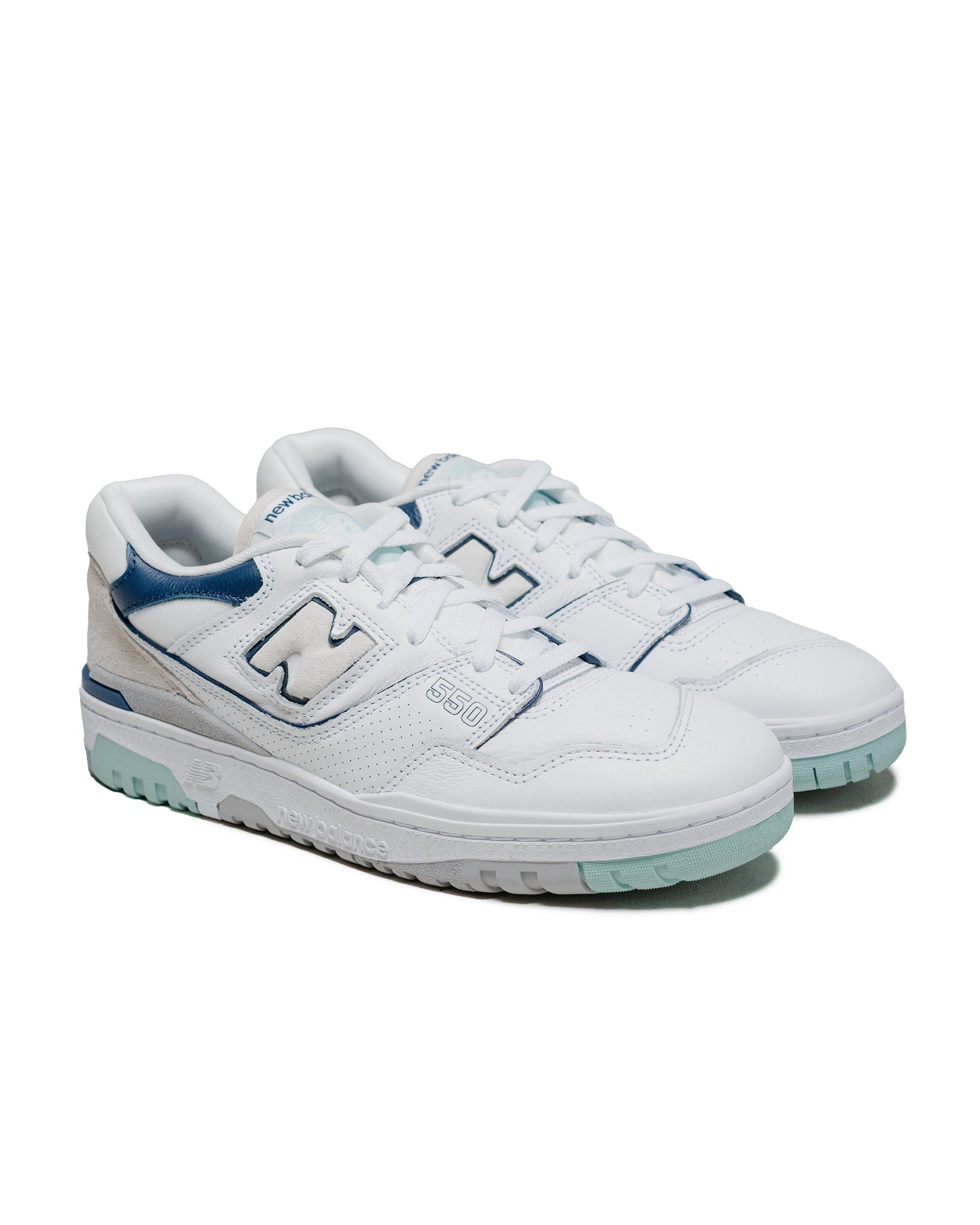 BB550WCA White/Grey - 2