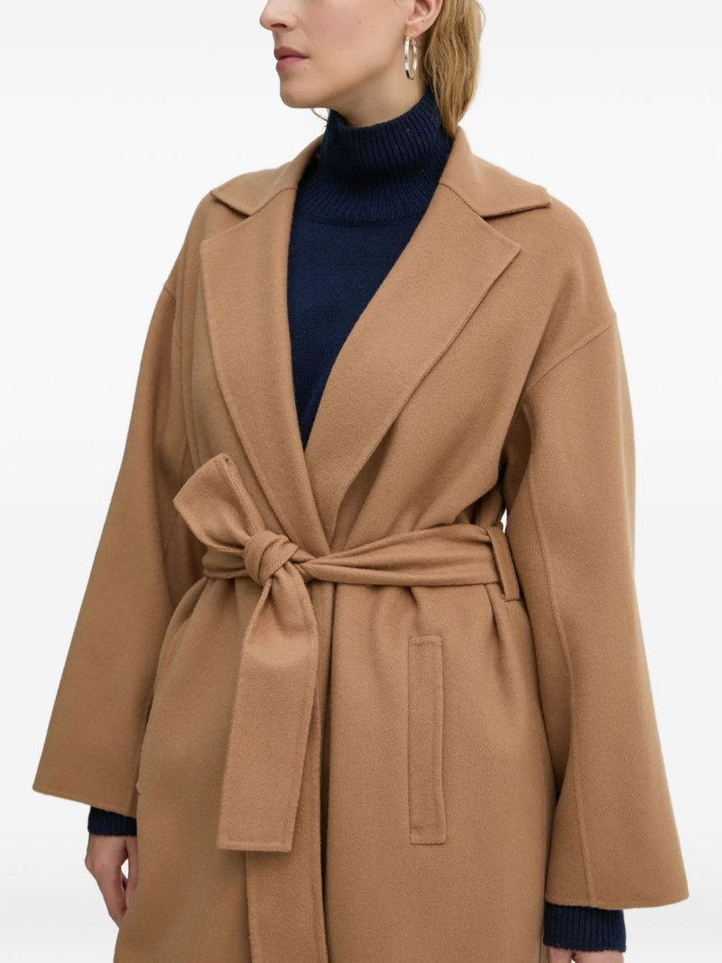 Peter coat 3