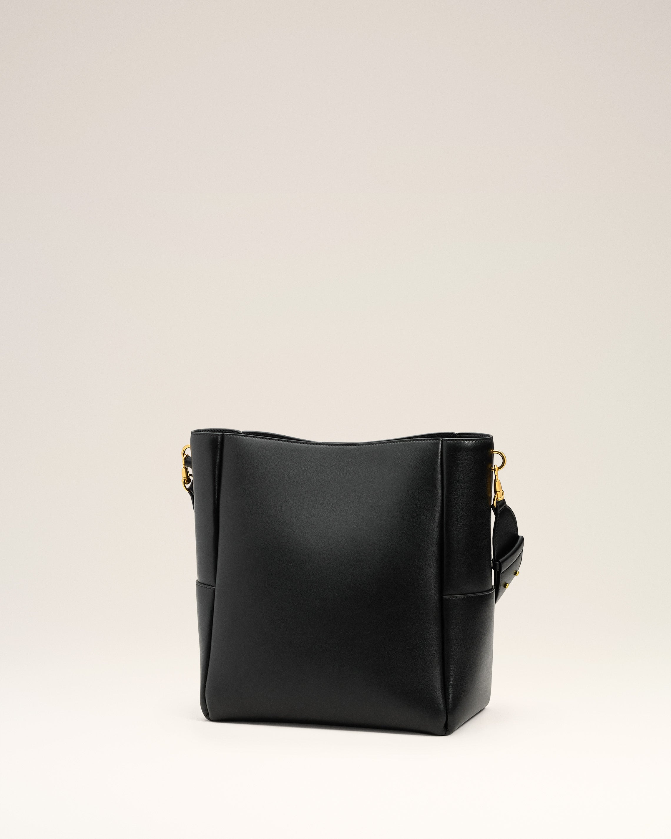 BLACK SMOOTH LEATHER CARROUSEL BUCKET BAG - 4