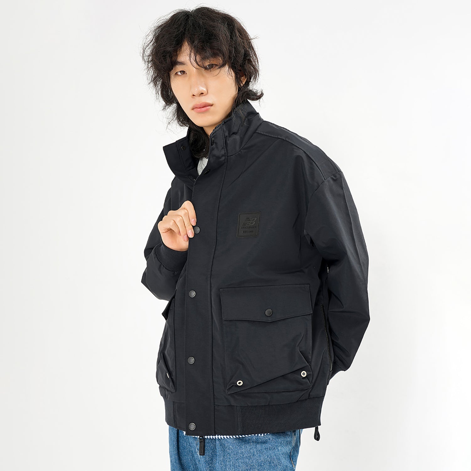 New Balance Multiple Pockets Cargo Windproof Sports Logo Jacket Black AMJ13384-BK - 5