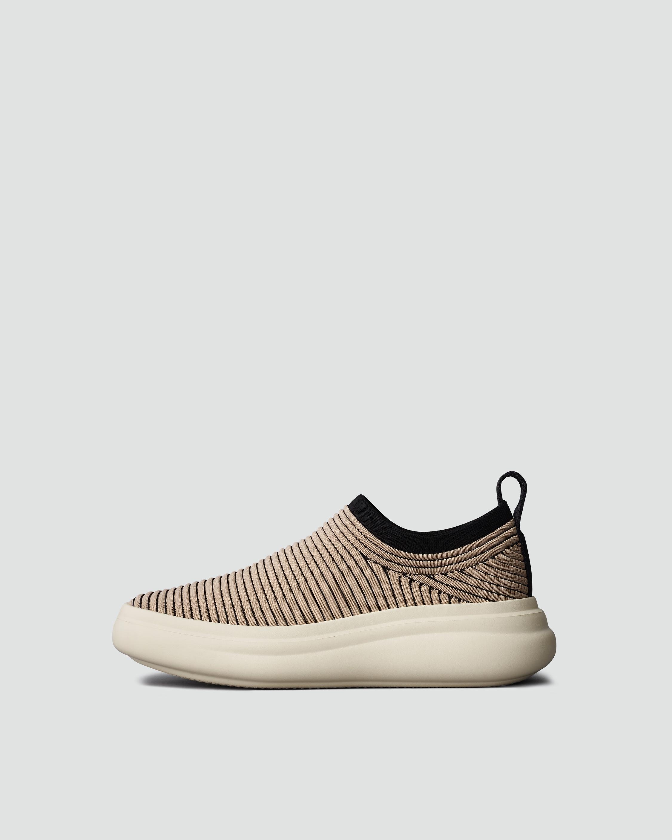 Brixley Slip -On - Knit
Platform Sneaker - 1