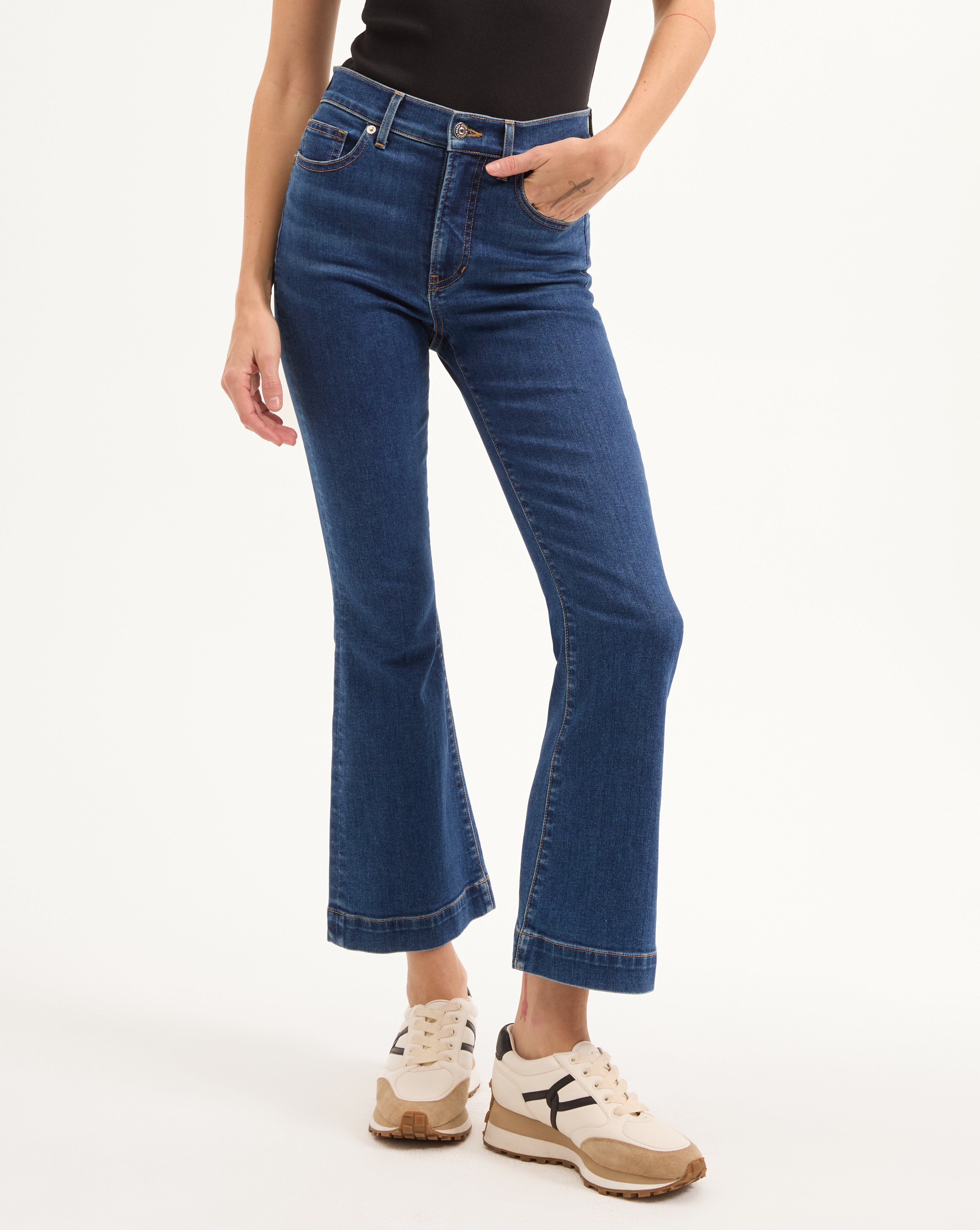 CARSON KICK-FLARE JEAN - 3