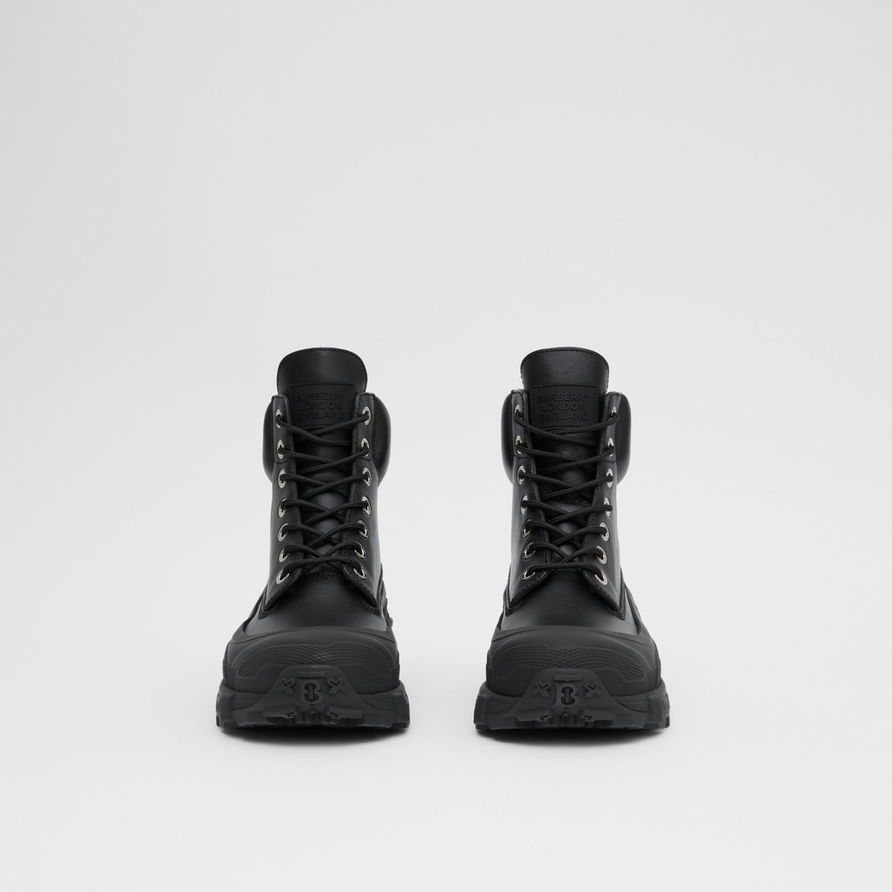Contrast Sole Leather Boots - 5