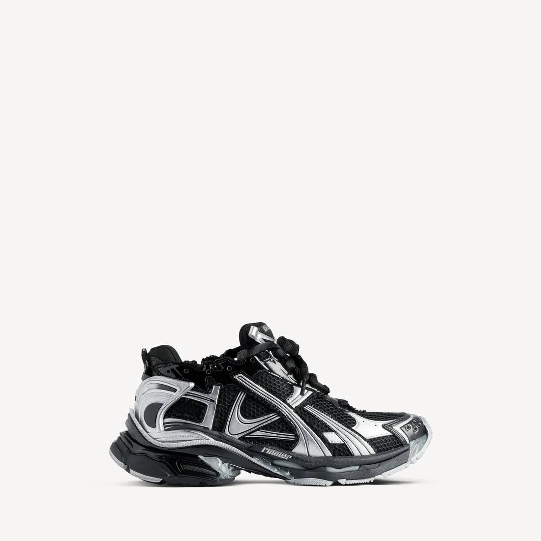 Men's Runner Sneaker in Black/silver - 1